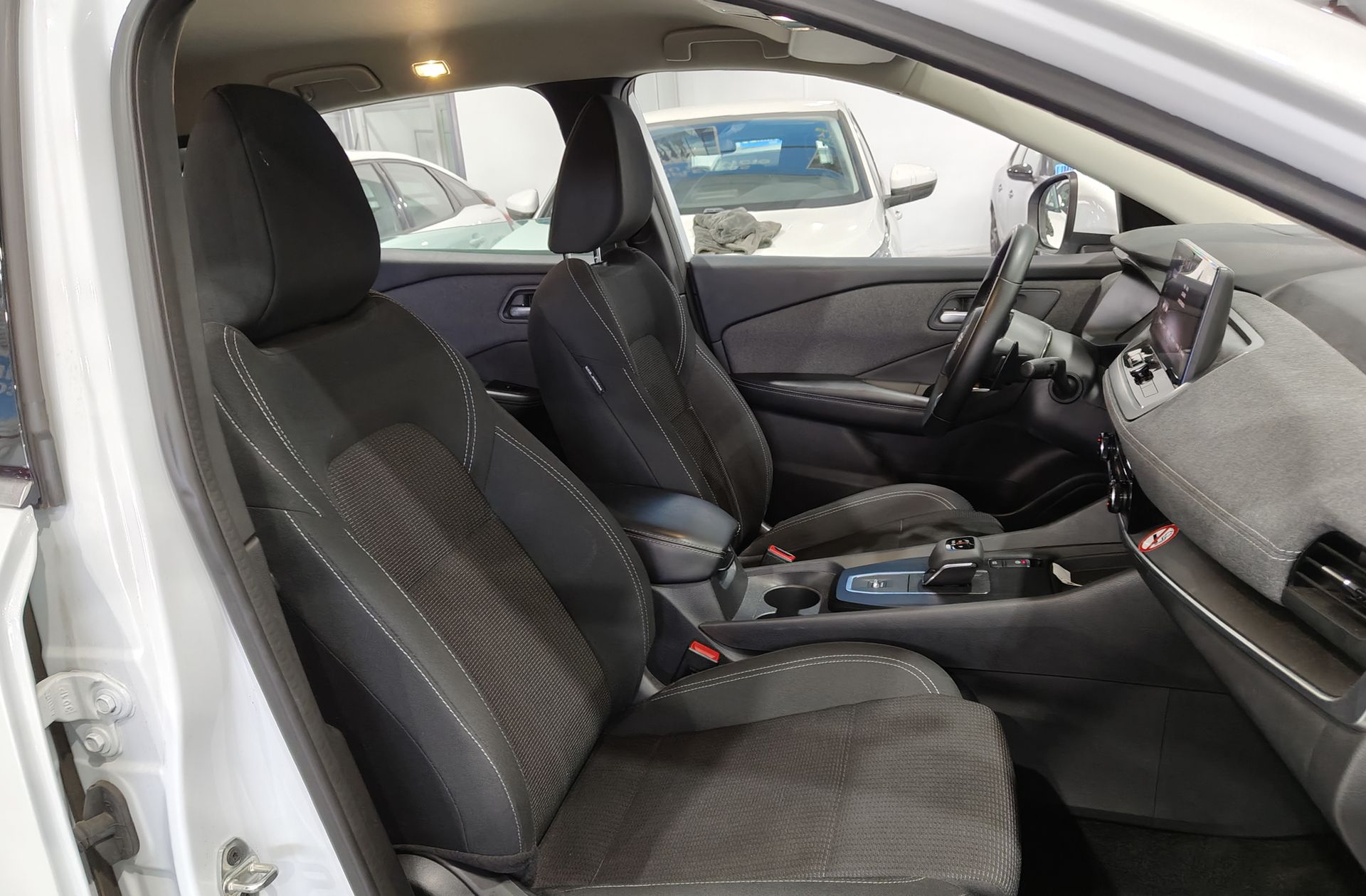 Nissan Qashqai DIG-T 158 mHEV Acenta Xtronic - foto 18