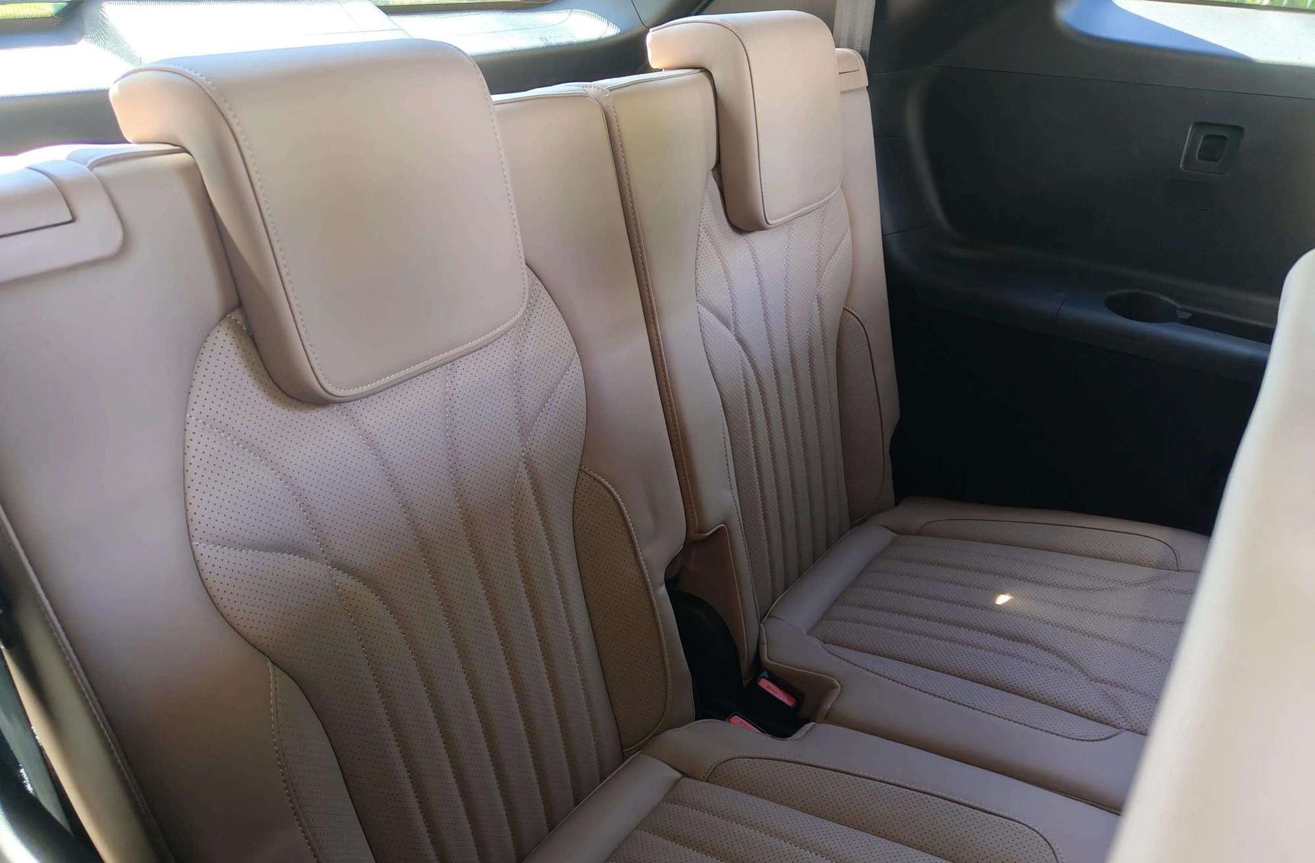 Ebro s900 1.5 T-GDi PHEV 3DHT Luxury 4x4 E-CVT 7 plazas - foto 6