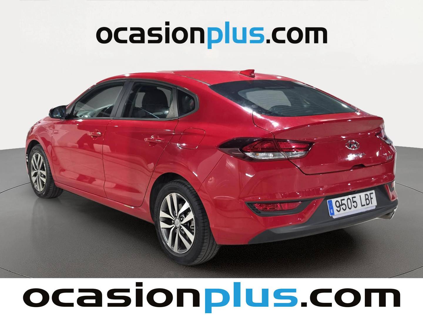 Foto trasera Hyundai i30 Hyundai i30 Fastback 1.0 TGDI Klass (120 CV) izquierda
