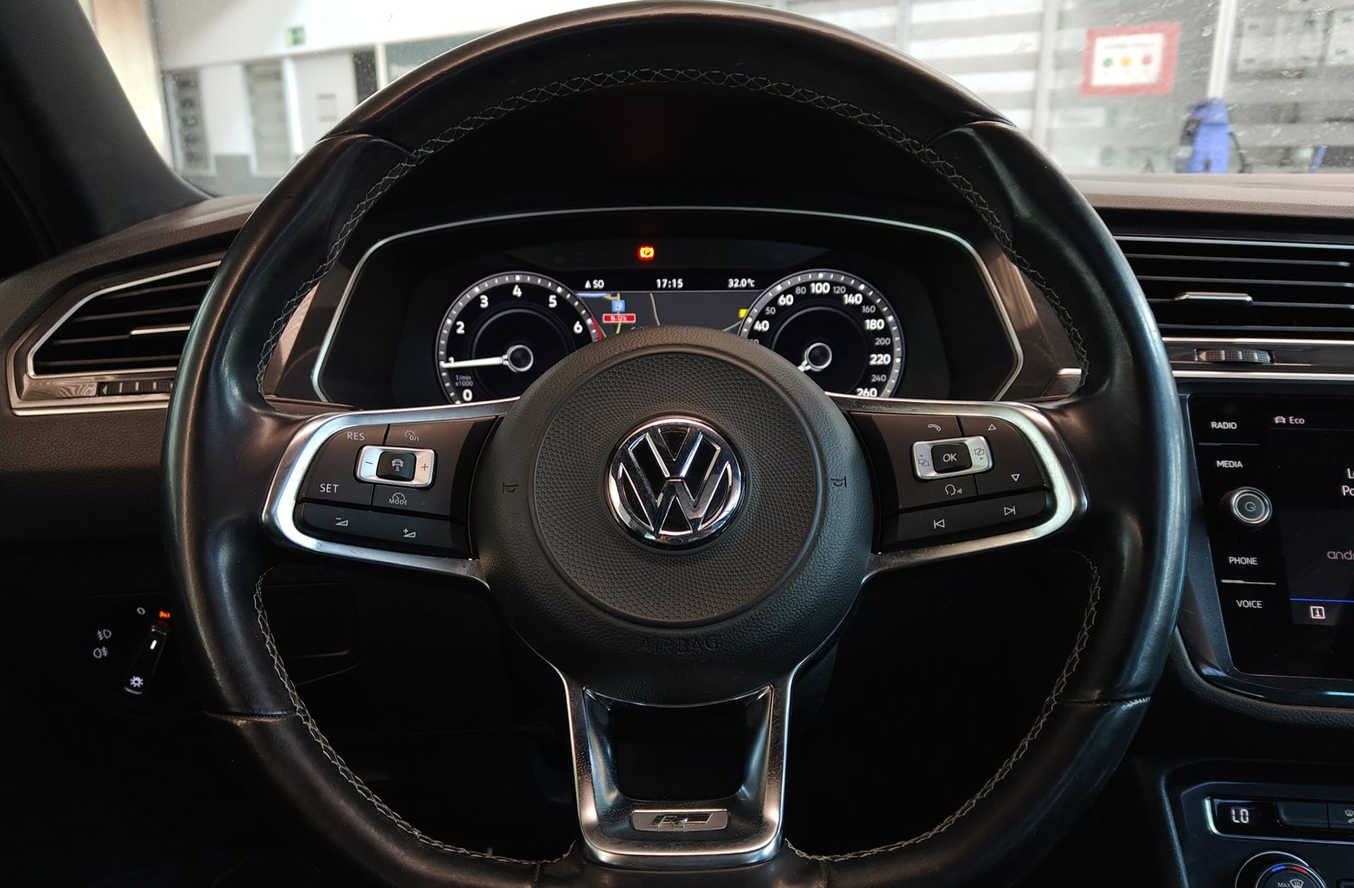 Volkswagen Tiguan Sport 2.0 TSI 4Motion DSG - foto 27