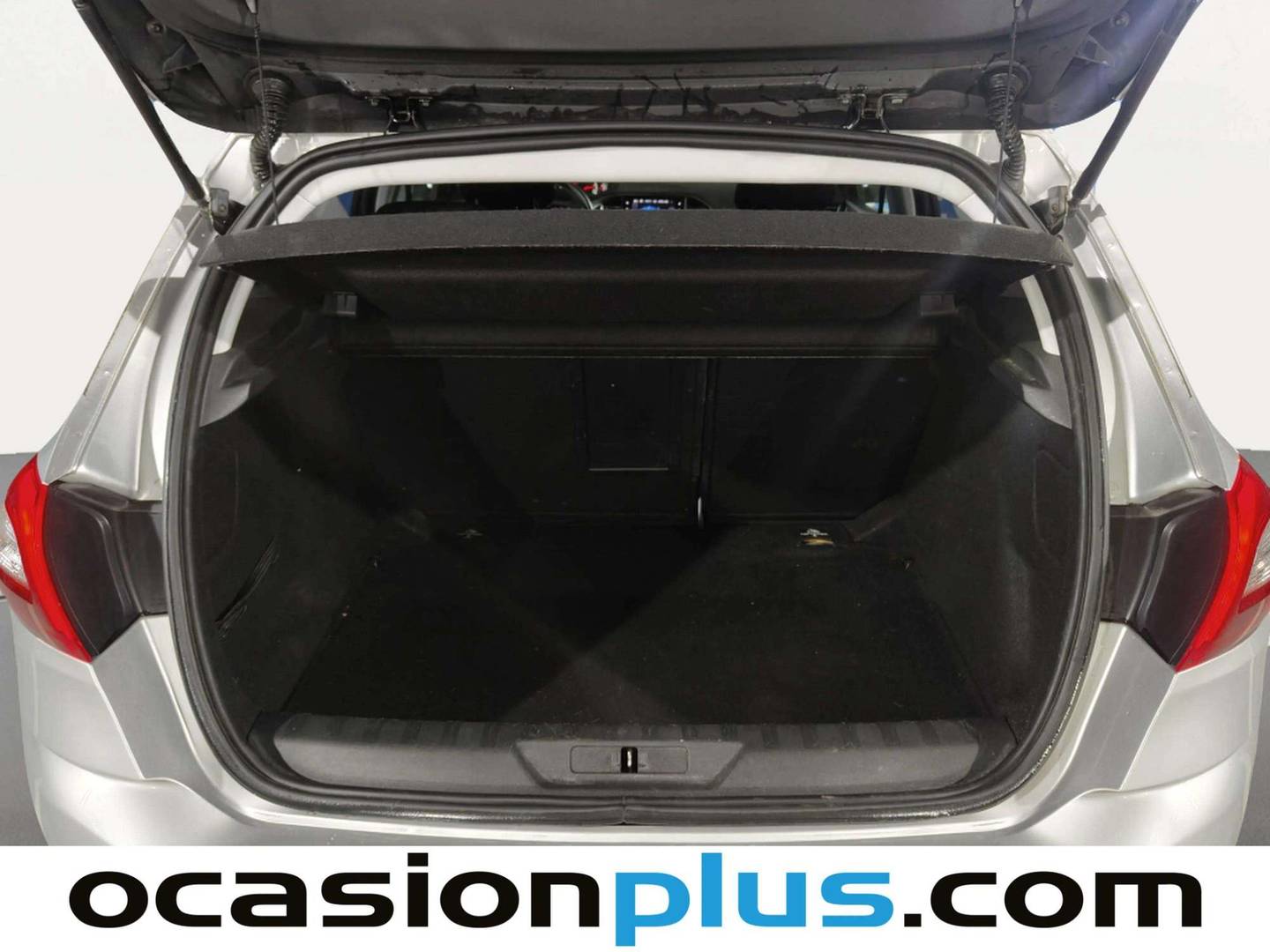 Fotos maletero Peugeot 308 Peugeot 308 308 BlueHDI 150 Allure (150 CV)