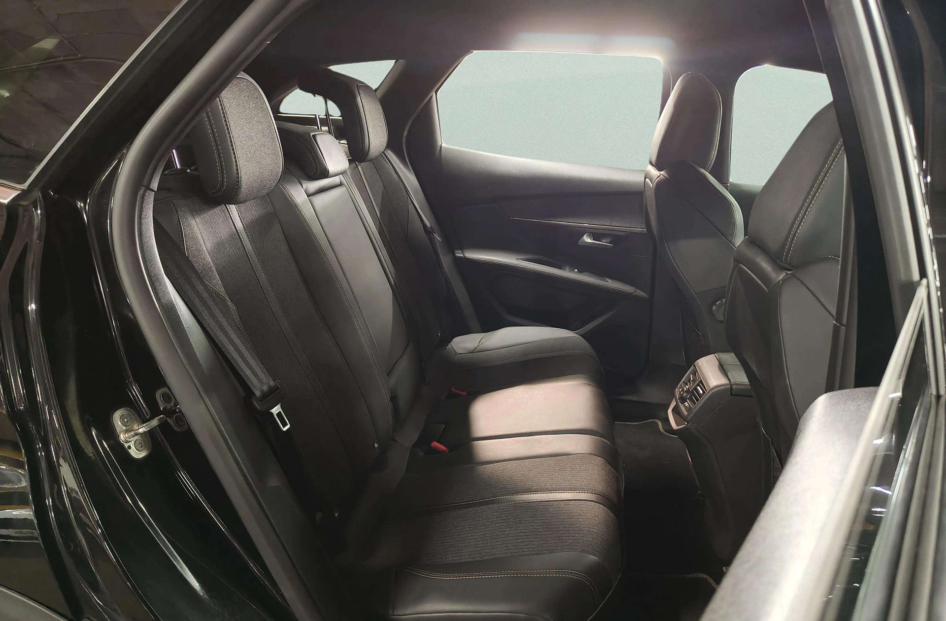 Peugeot 3008 PureTech 130 GT Line - foto 20