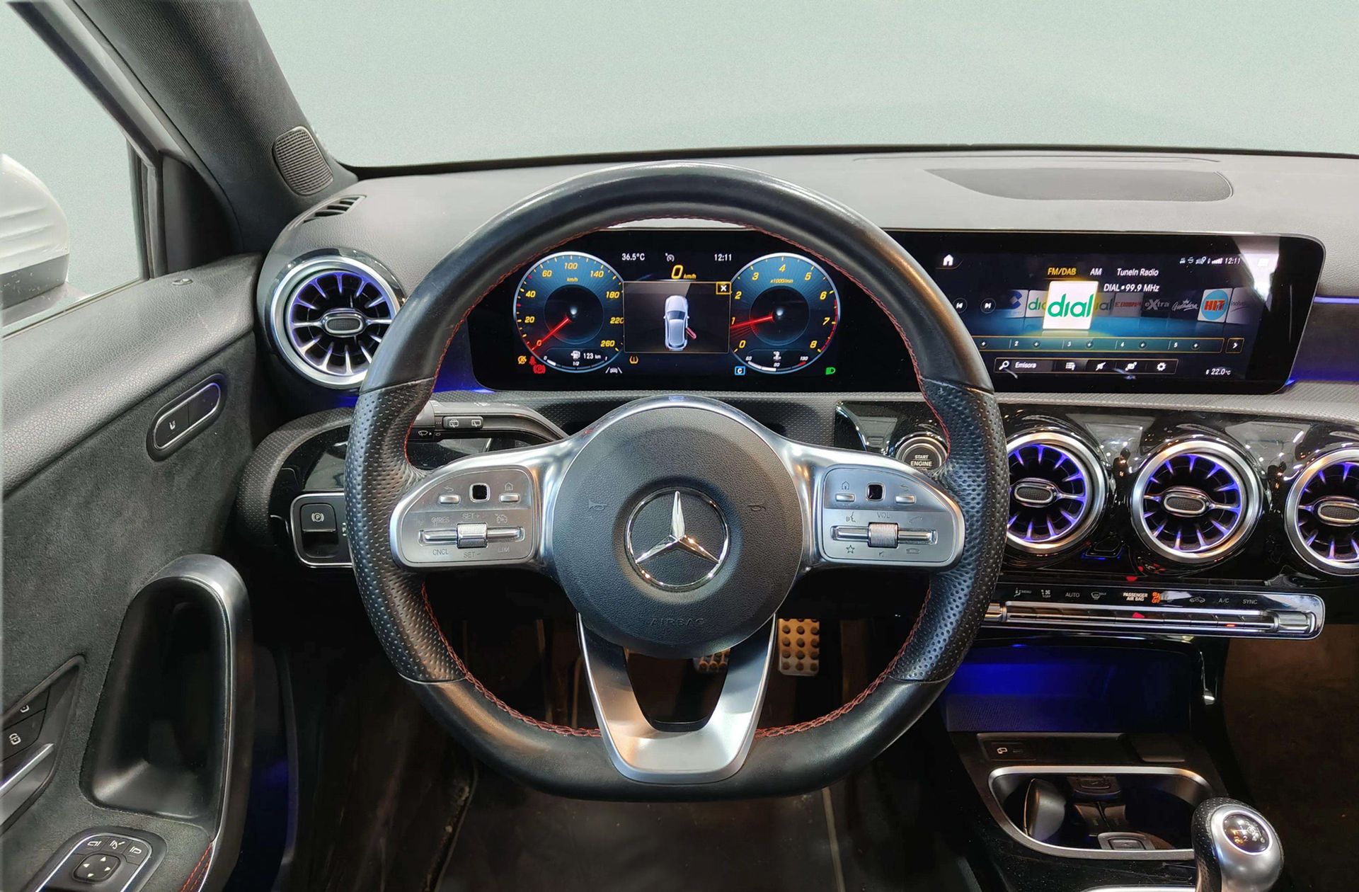 Mercedes-Benz Clase A 180 Pack AMG - foto 23