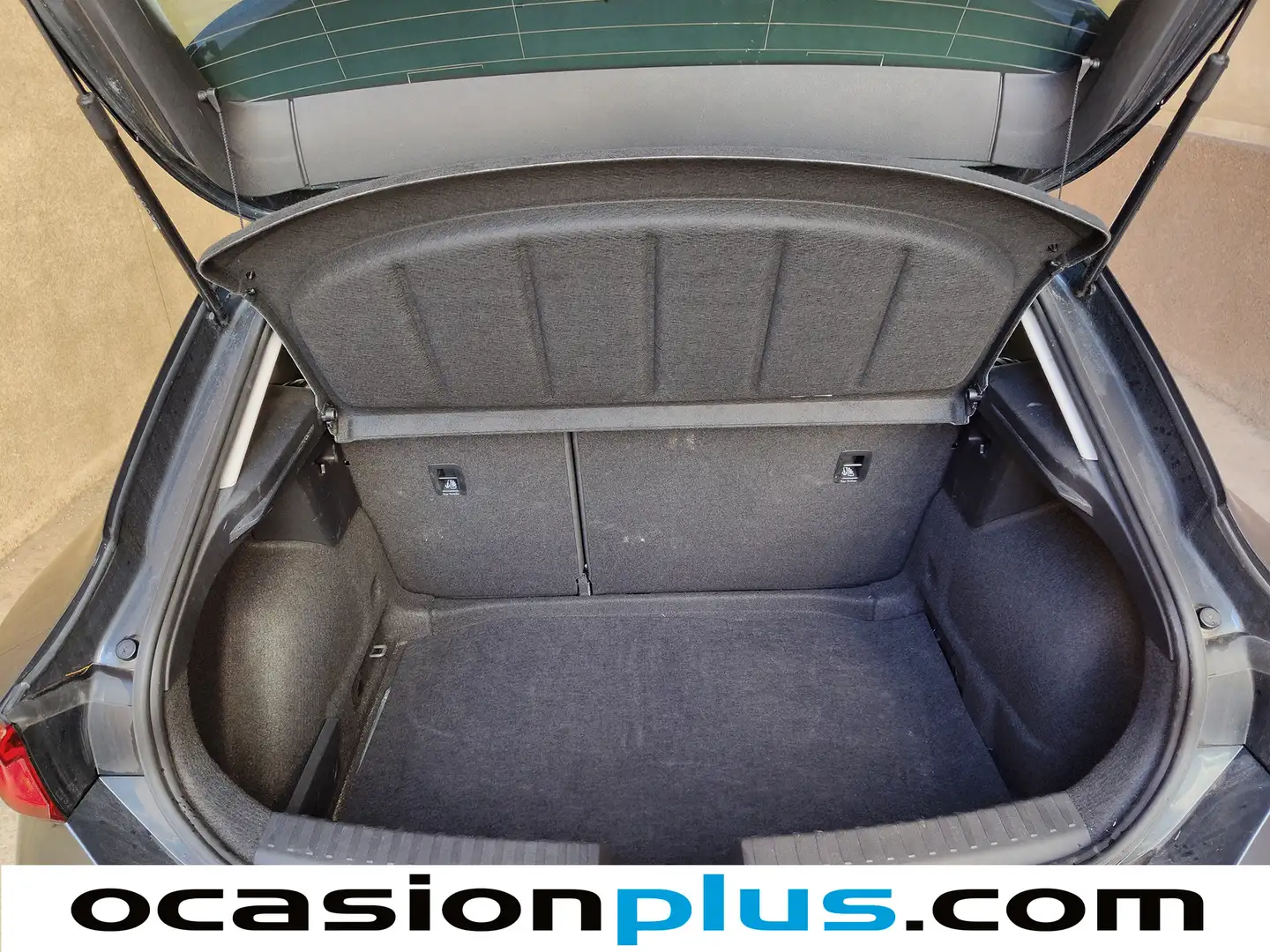 Foto Seat León SEAT León 1.5 TSI S&S Style 25 Aniversario (116 CV)