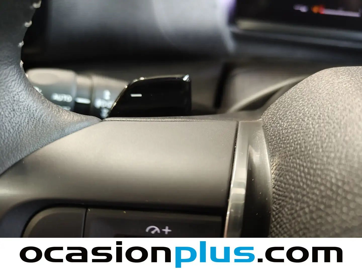 Foto Citroën C4 Citroen C4 Hybrid 136 Plus e-DCS6 (136 CV)