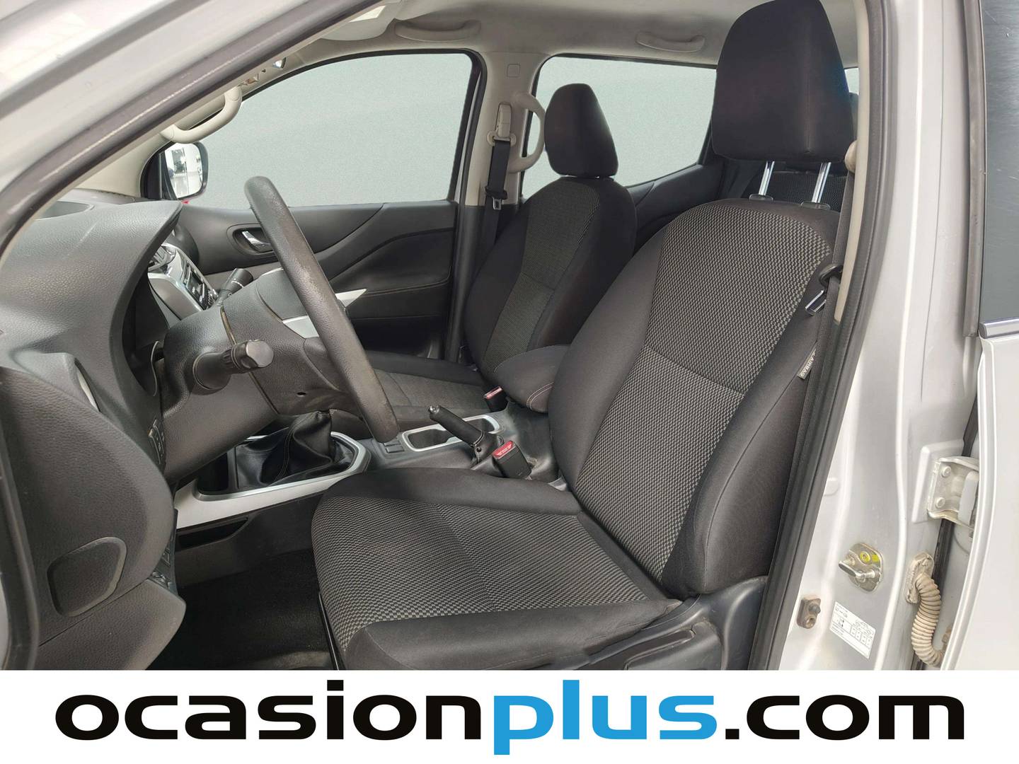 Foto asientos delanteros Nissan Navara Nissan Navara PickUp 2.3 dCi Doble Cabina Acenta Style (163 CV)