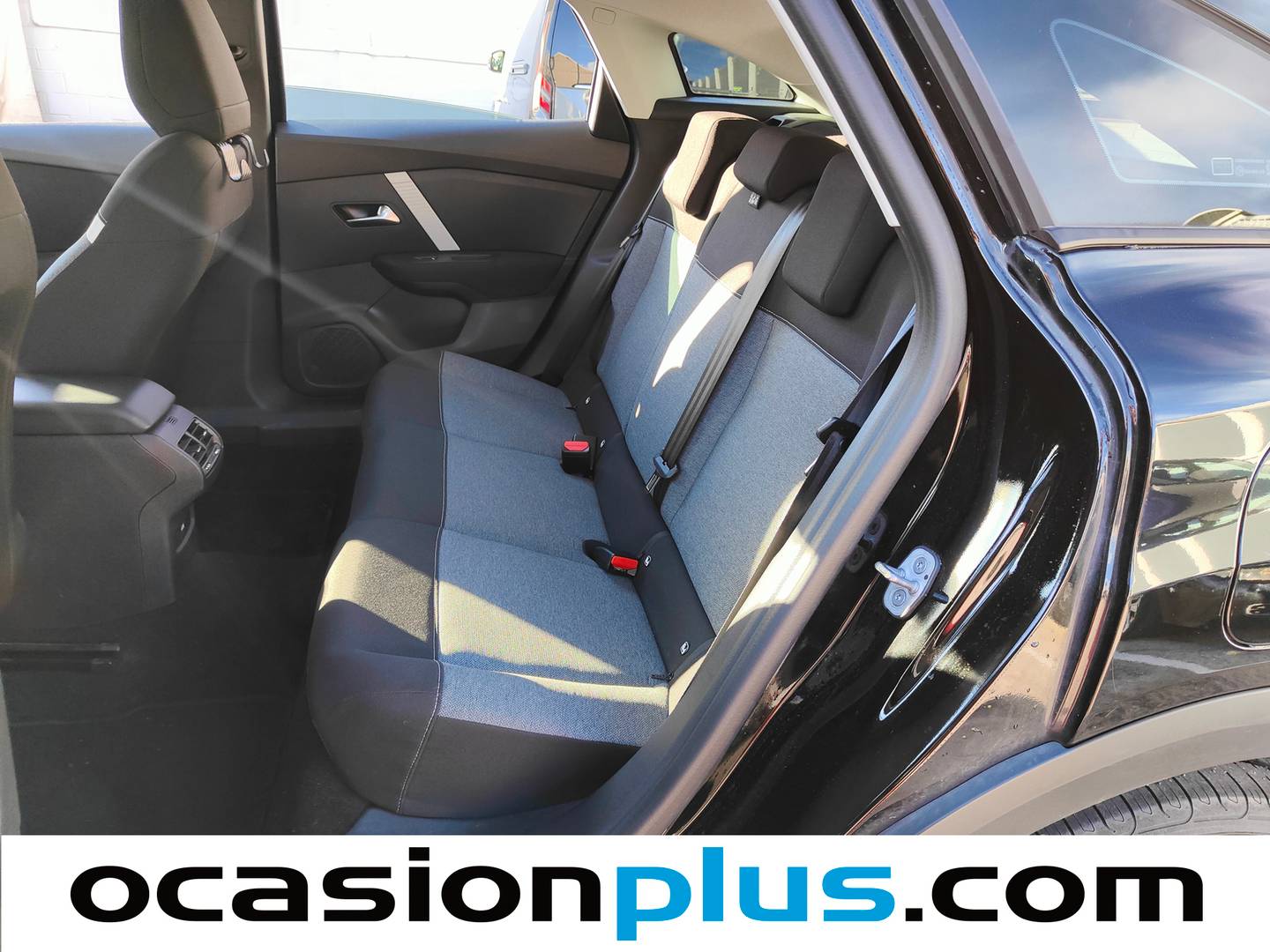 Foto asientos traseros Citroën C4 Citroen C4 BlueHDi 110 S&S Feel (110 CV)