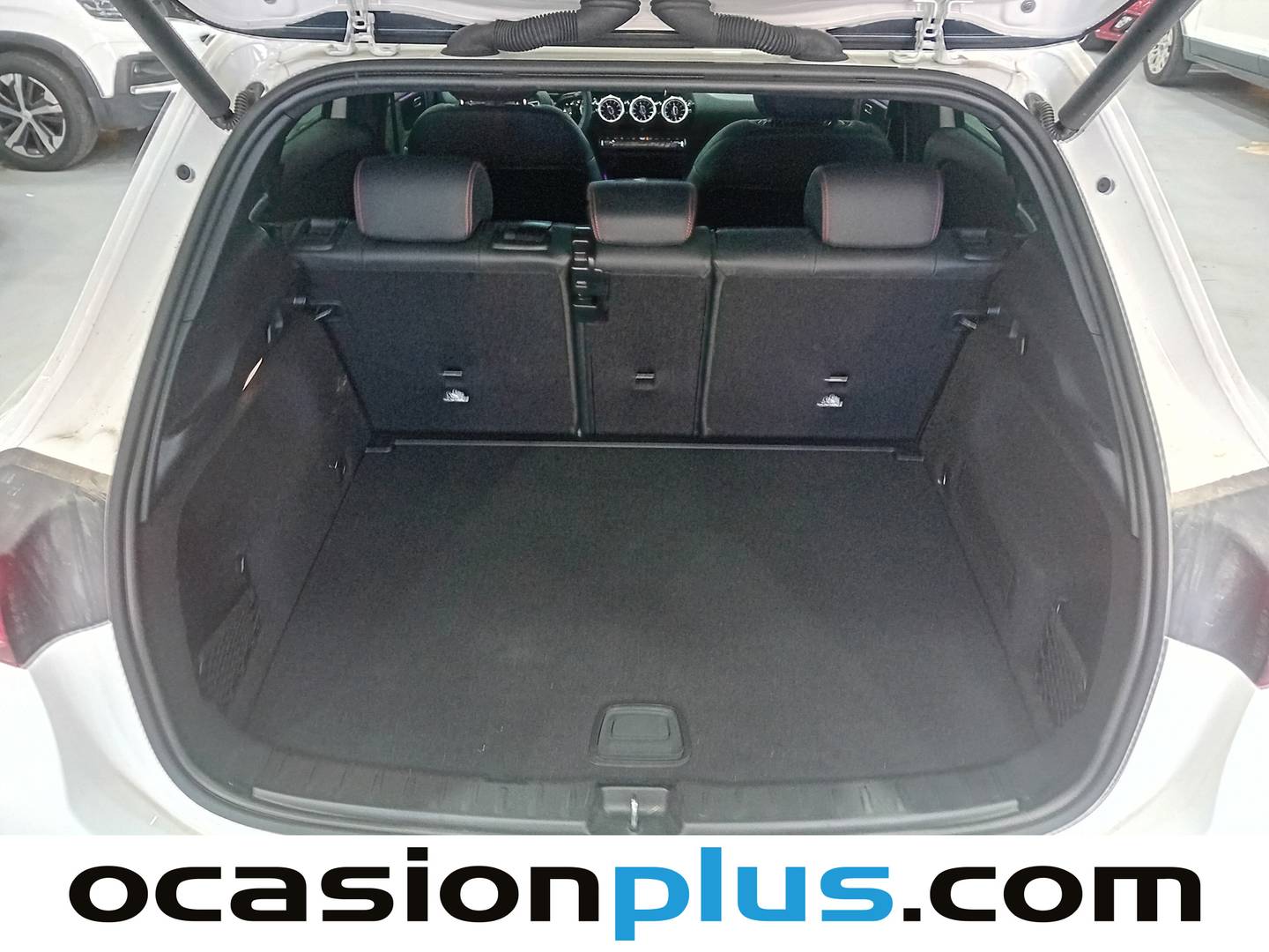 Foto Mercedes GLA Mercedes-Benz GLA 200 Pack AMG (163 CV)