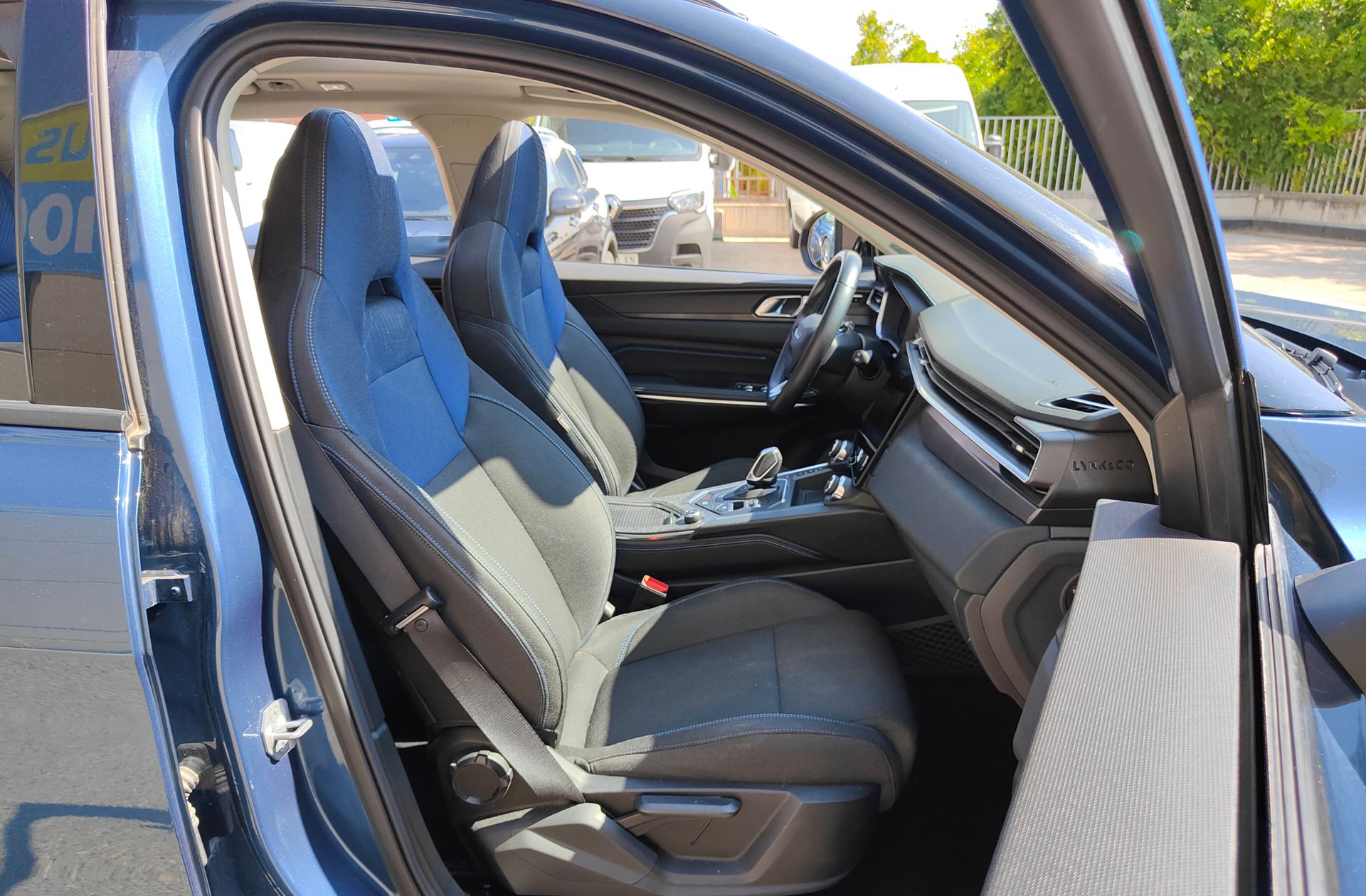 Lynk & Co 01 1.5 PHEV - foto 21