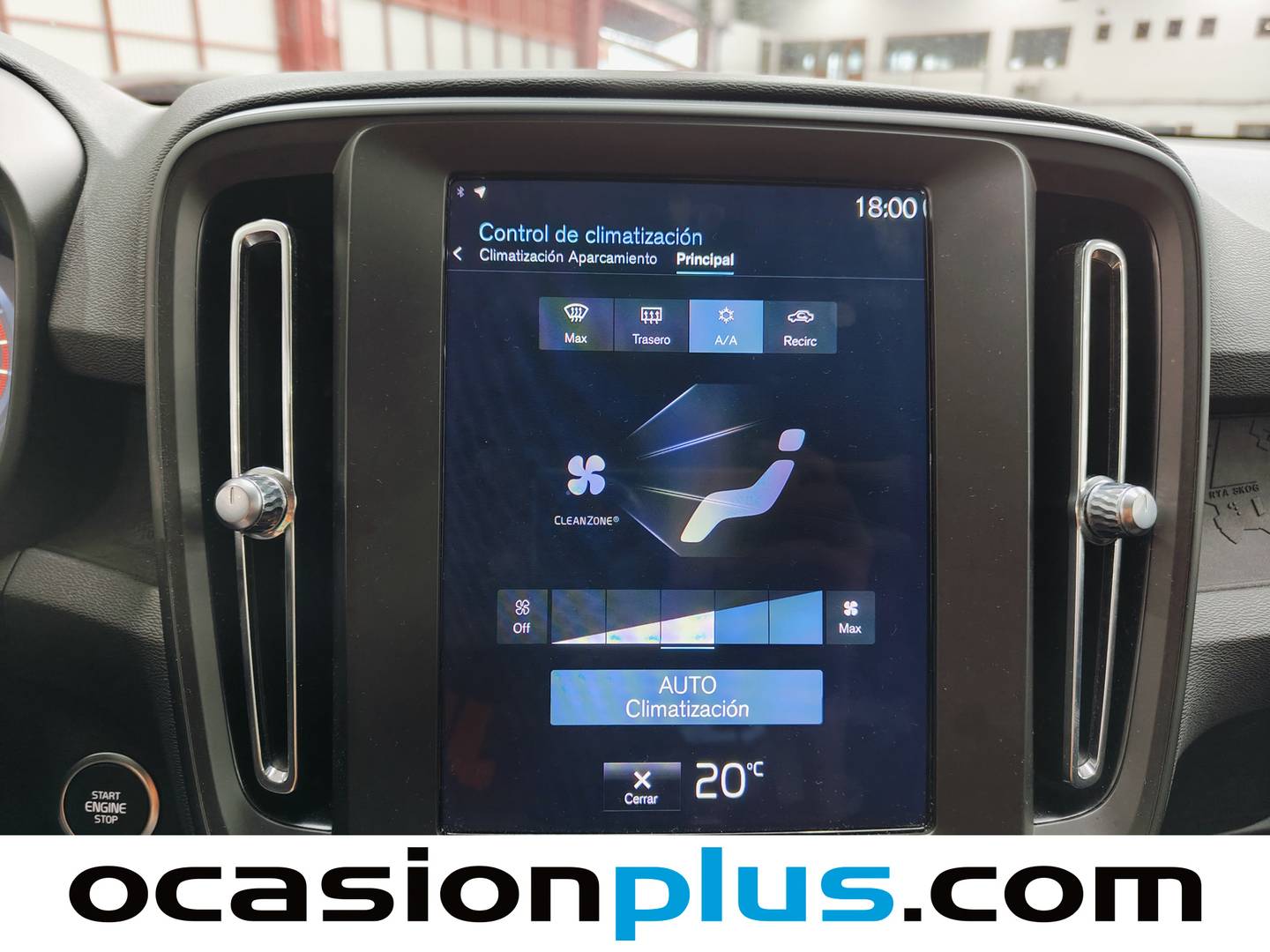 Volvo XC40 Volvo XC40 T2 Momentum Core (129 CV) 2021