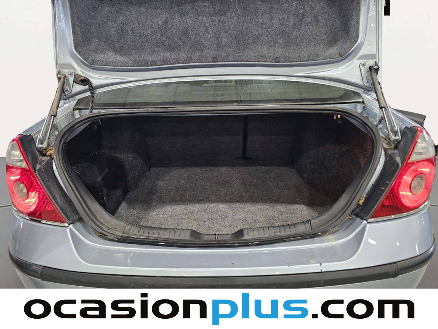 Fotos maletero Ford Mondeo Ford Mondeo 2.0 TDCI Ghia (130 CV)