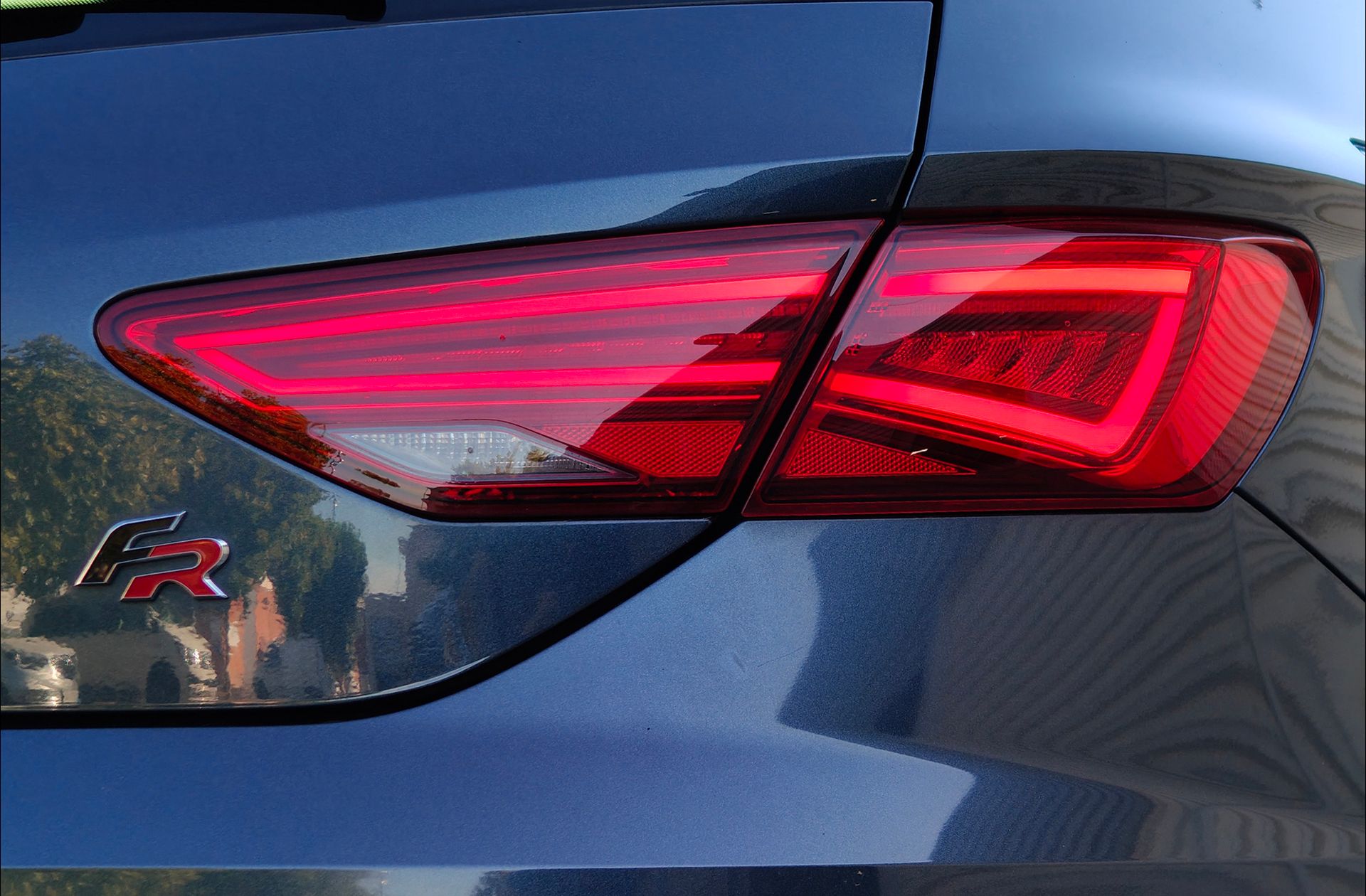 SEAT León 2.0 TSI FR DSG - foto 16