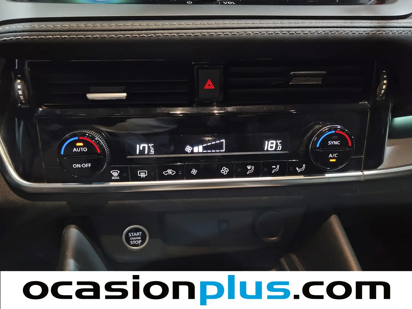 Foto Nissan QASHQAI Nissan Qashqai DIG-T 140 N-Connecta (140 CV)