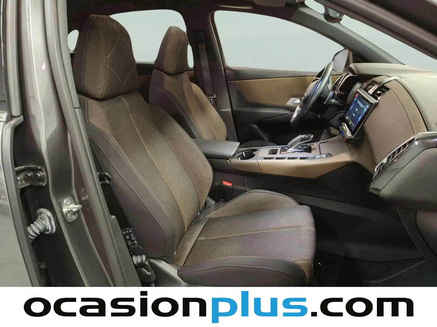 Foto DS DS 7 Crossback DS DS7 Crossback BlueHDi 180 So Chic Auto (180 CV)