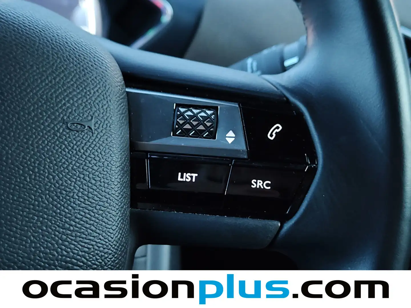 Foto DS DS 3 Crossback DS DS3 Crossback BlueHDi 100 So Chic (100 CV)