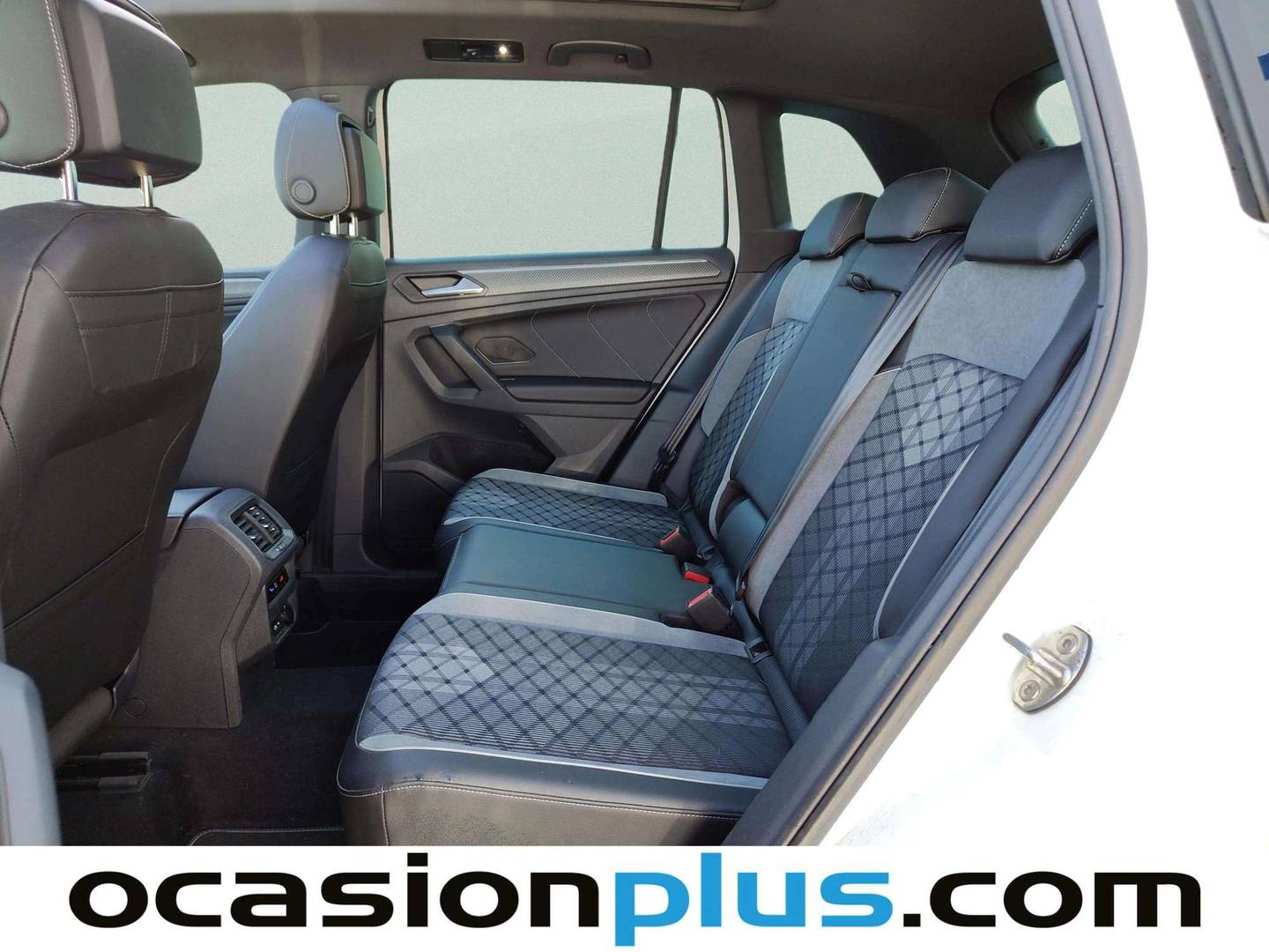 Foto asientos traseros Volkswagen Tiguan Volkswagen Tiguan R-Line 2.0 TDI (150 CV) DSG