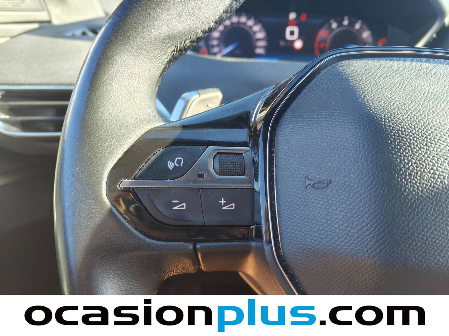 Foto Peugeot 3008 Peugeot 3008 PureTech 130 S&S Allure Pack EAT8 (130 CV)