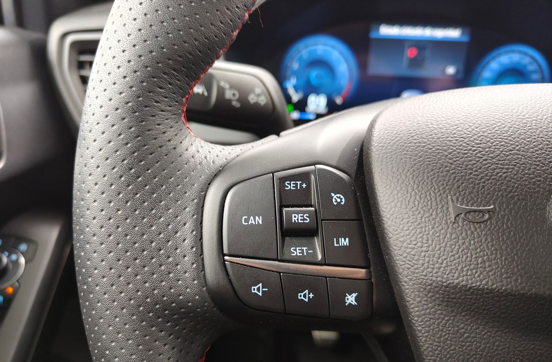 Ford Focus 2.3 EcoBoost ST - foto 33