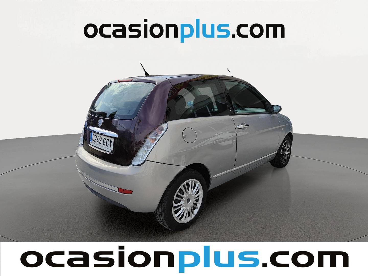 Foto trasera Lancia Ypsilon Lancia Ypsilon 1.3 JTD Platino (90 CV) derecha