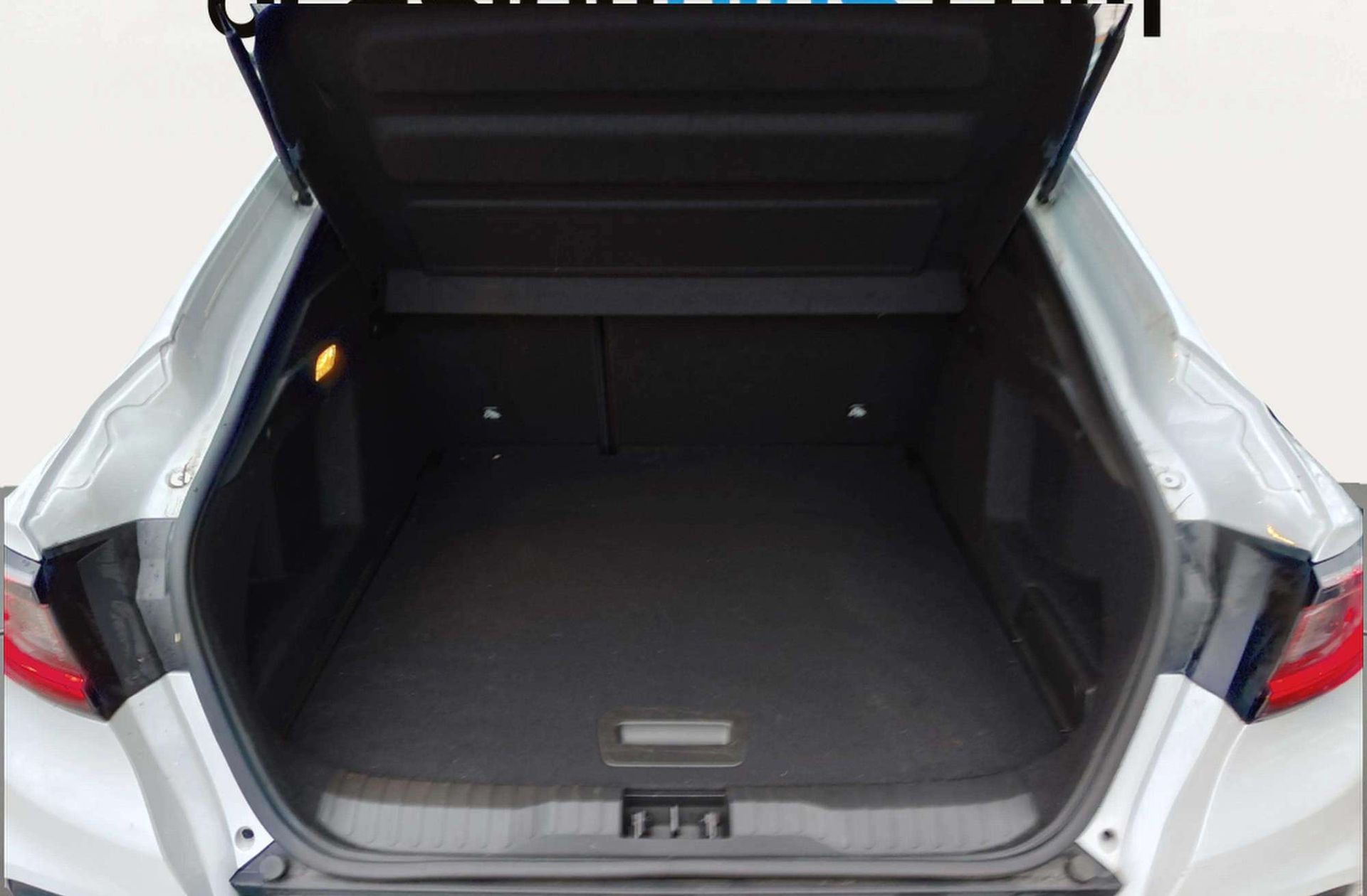 Renault Arkana Esprit Alpine E-Tech Híbrido - foto 21