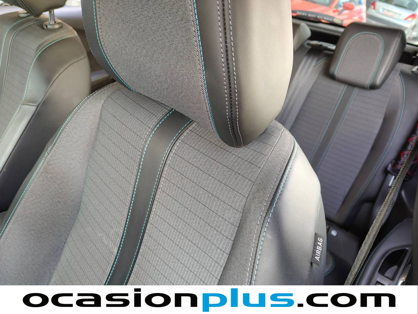 Extras y acabados del Peugeot 208 Peugeot 208 PureTech 100 Allure 100 CV)