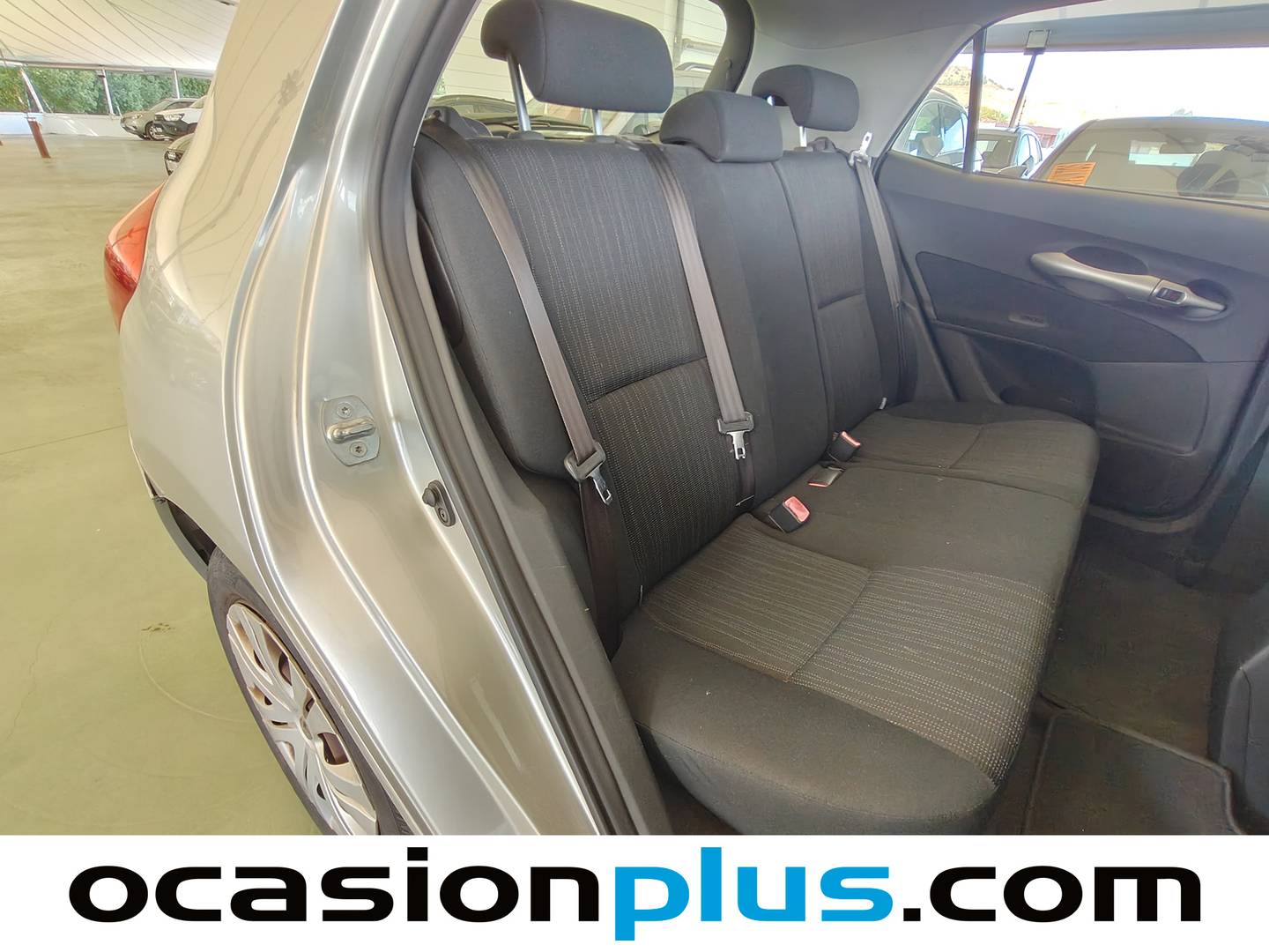 Foto Toyota Auris Toyota Auris 1.4 VVT-i  (97 CV)