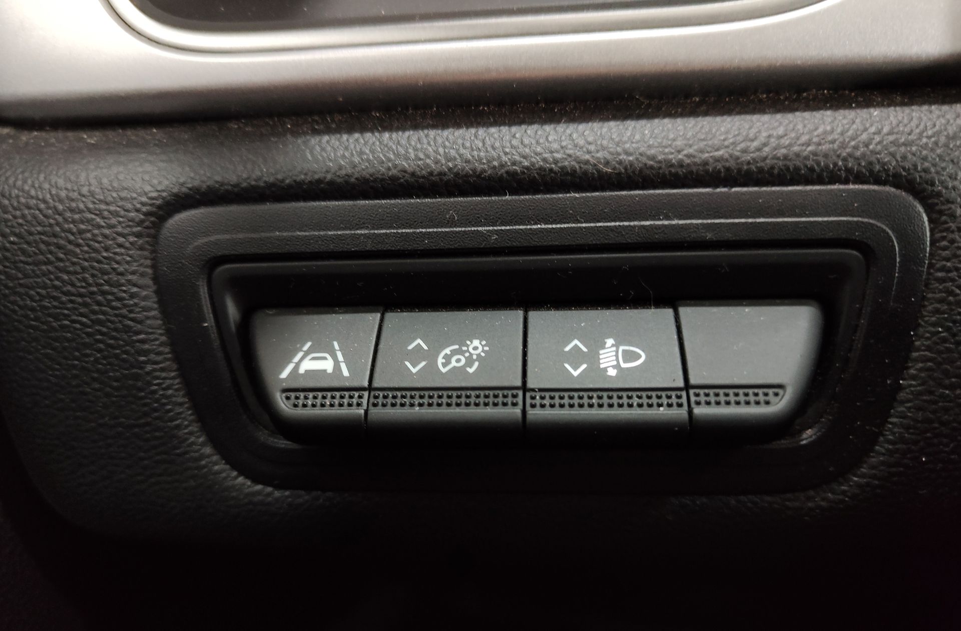Renault Captur Techno TCe - foto 24