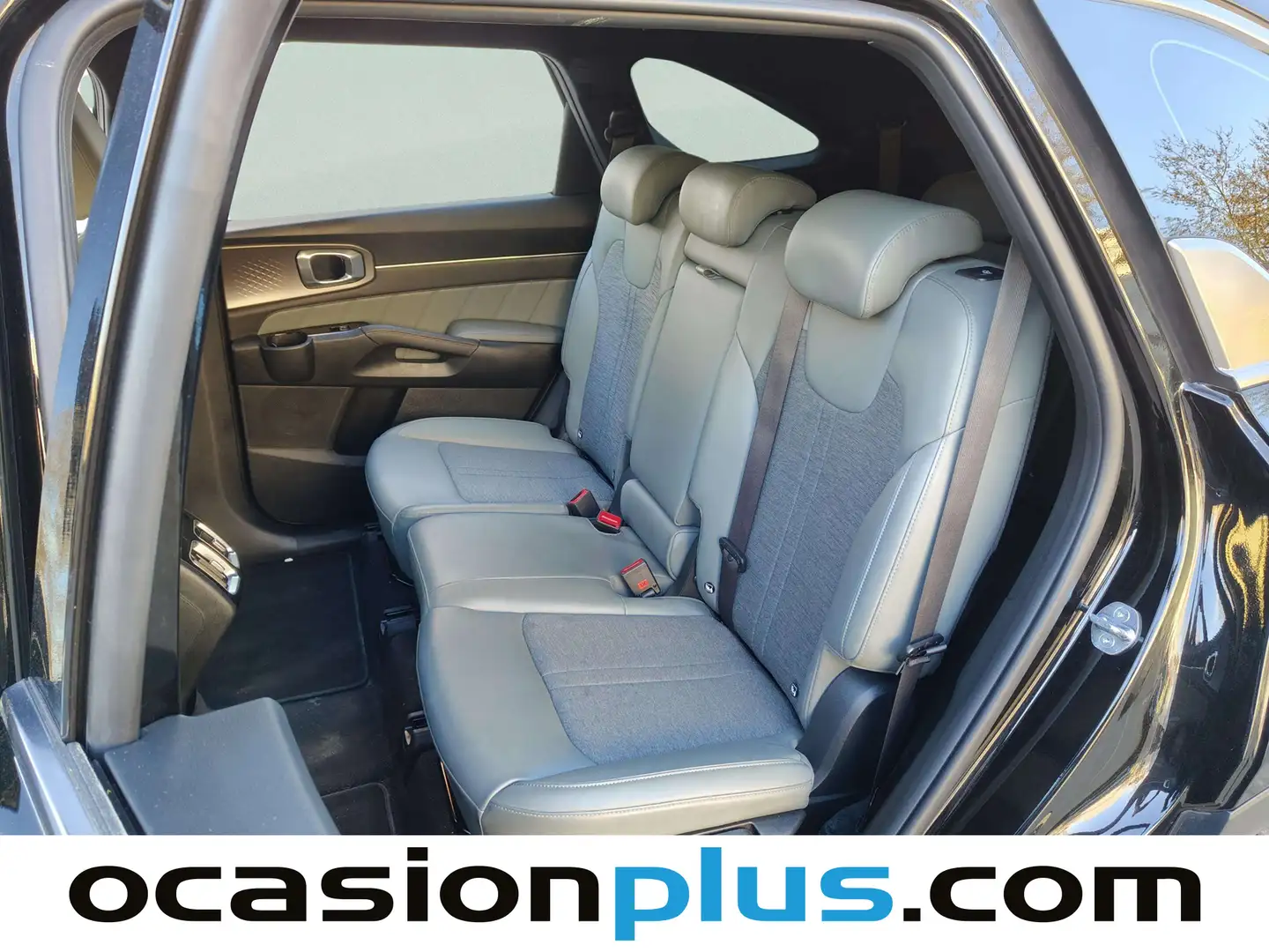 Foto KIA Sorento Kia Sorento 1.6 T-GDi HEV Drive 4x2 (230 CV) 7 Plazas