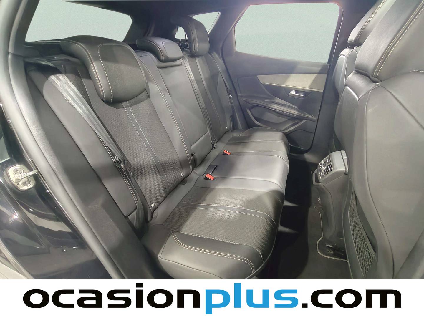 Foto Peugeot 3008 Peugeot 3008 PureTech 130 S&S GT EAT8 (130 CV)