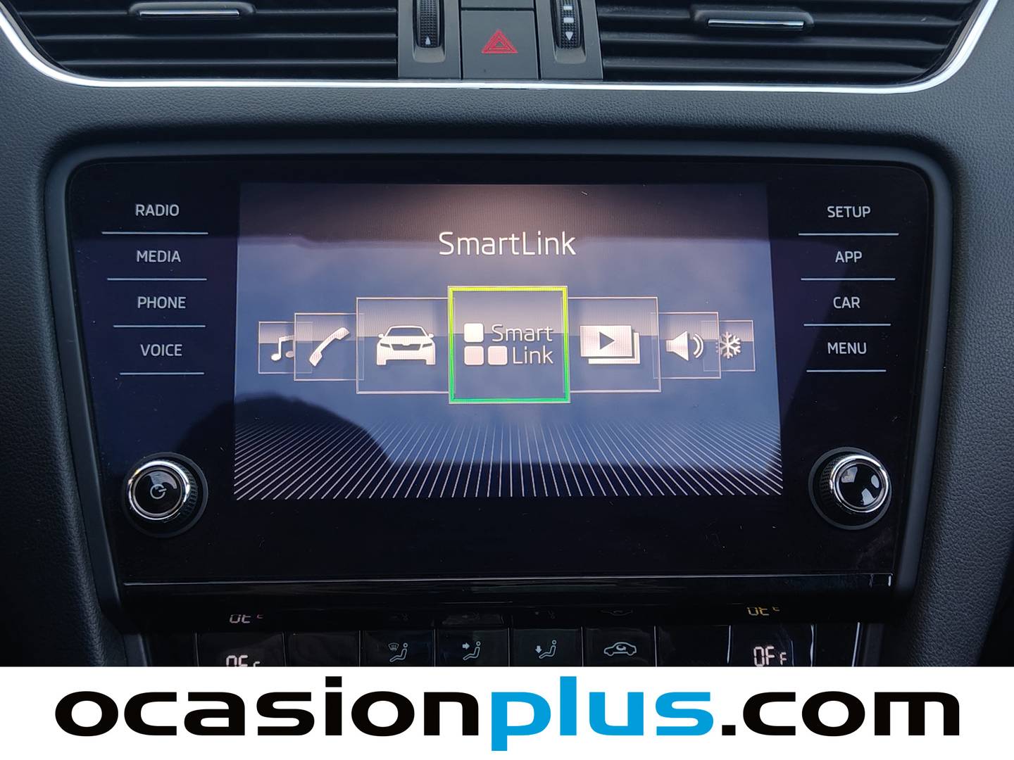 Foto Skoda Octavia Skoda Octavia Combi 1.5 TSI Like DSG (150 CV)