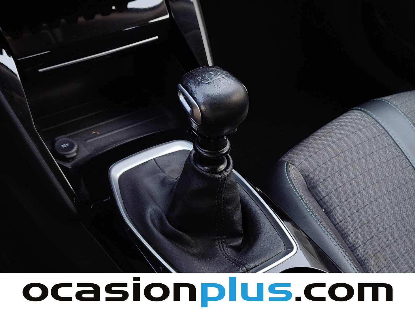 Foto Peugeot 2008 Peugeot 2008 PureTech 130 S&S Allure Pack (130 CV)