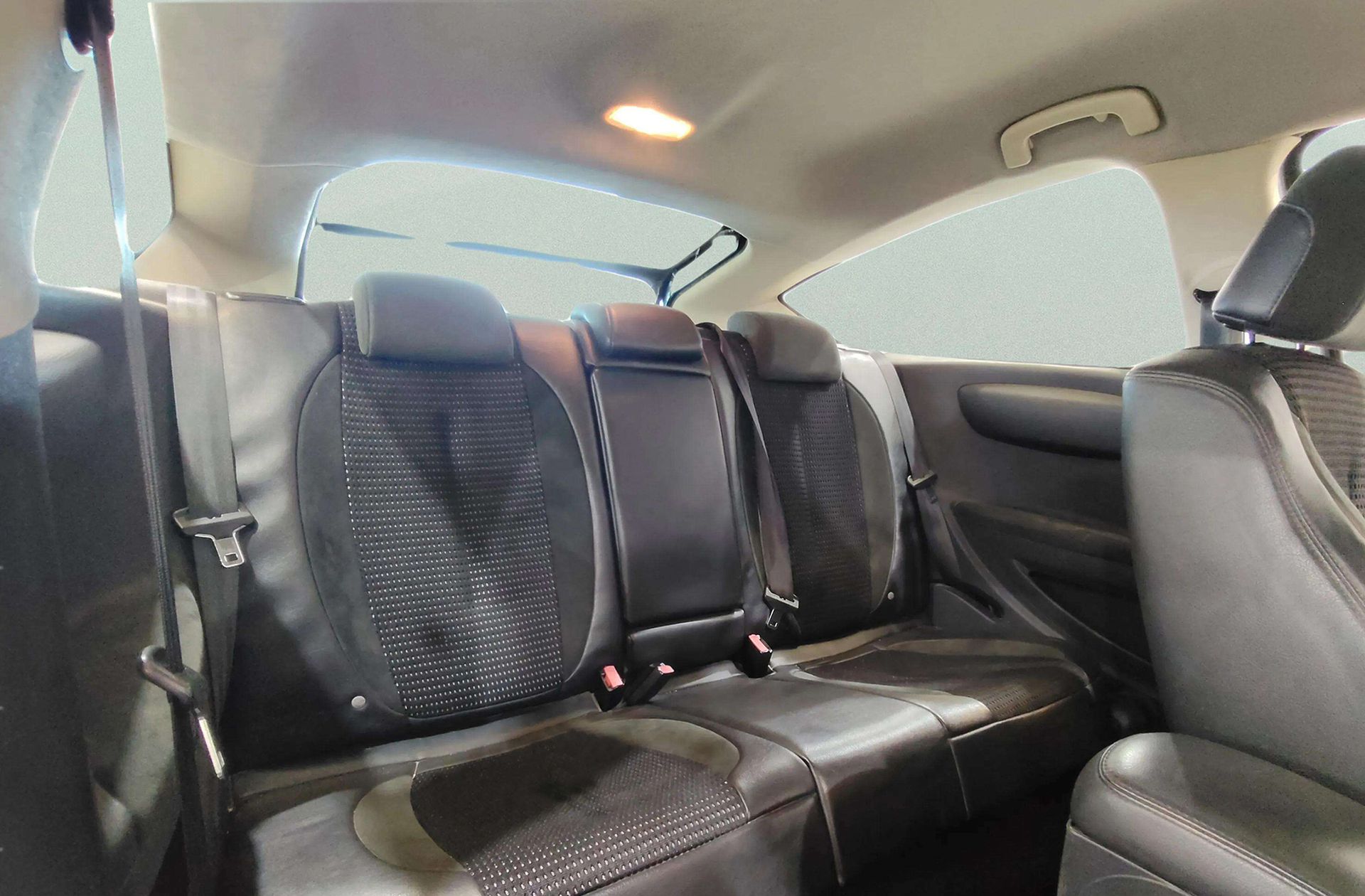Citroën C4 1.6 HDi VTS - foto 14