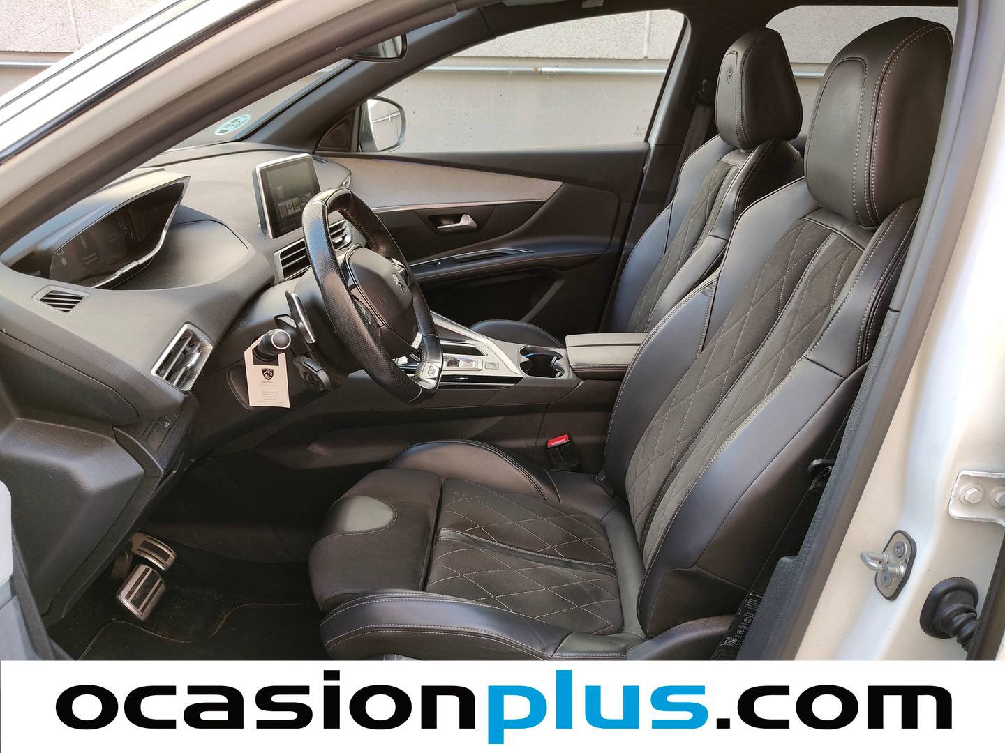 Foto asientos delanteros Peugeot 3008 Peugeot 3008 BlueHDI 180 S&S GT EAT8 (180 CV)