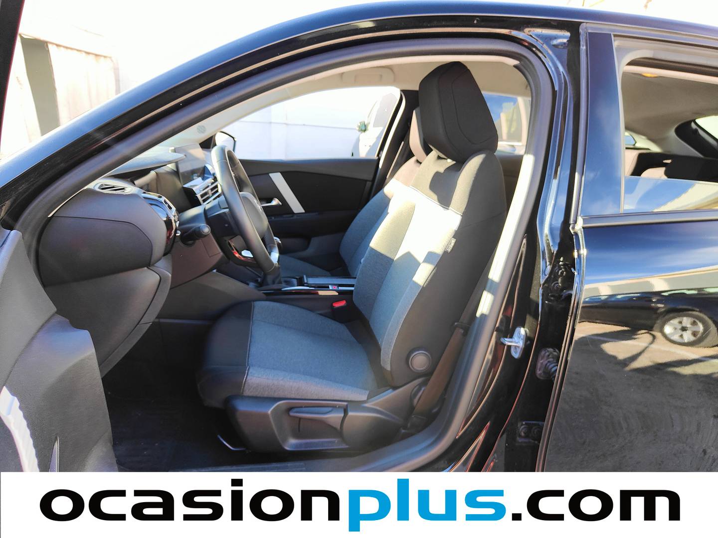 Foto asientos delanteros Citroën C4 Citroen C4 BlueHDi 110 S&S Feel (110 CV)