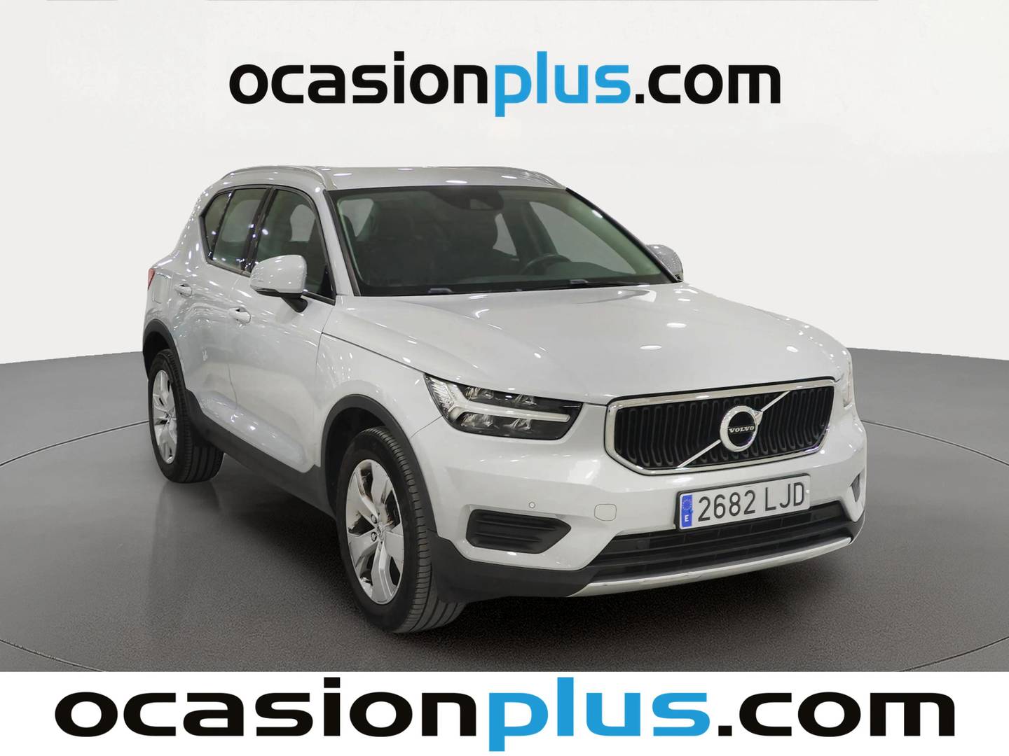 Foto delantera Volvo XC40 Volvo XC40 T3 Momentum Pro Auto (163 CV) izquierda