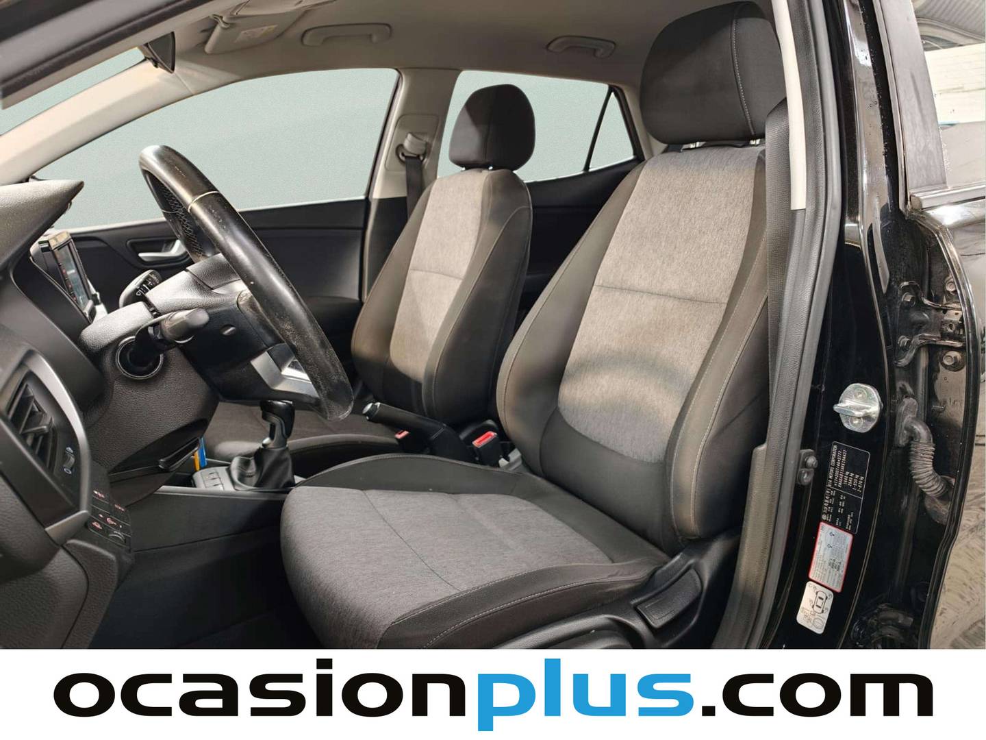 Foto asientos delanteros KIA Stonic KIA Stonic 1.0 T-GDi Concept (100 CV)