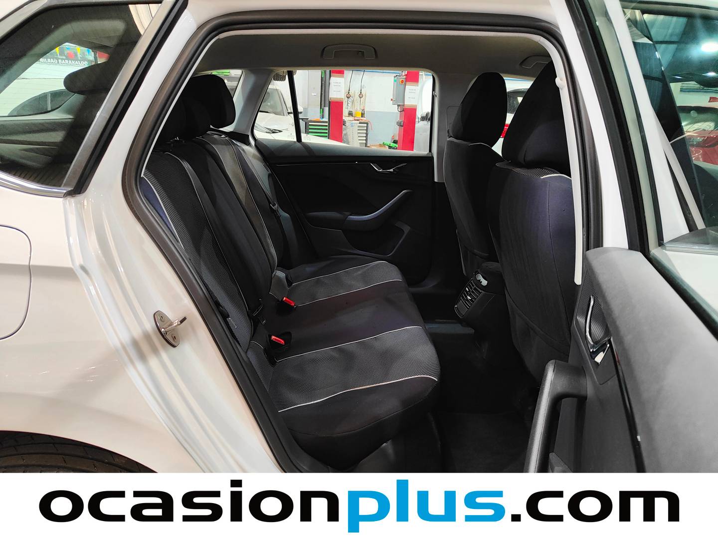 Skoda Kamiq Skoda Kamiq 1.0 TSI Ambition DSG (110 CV) automático
