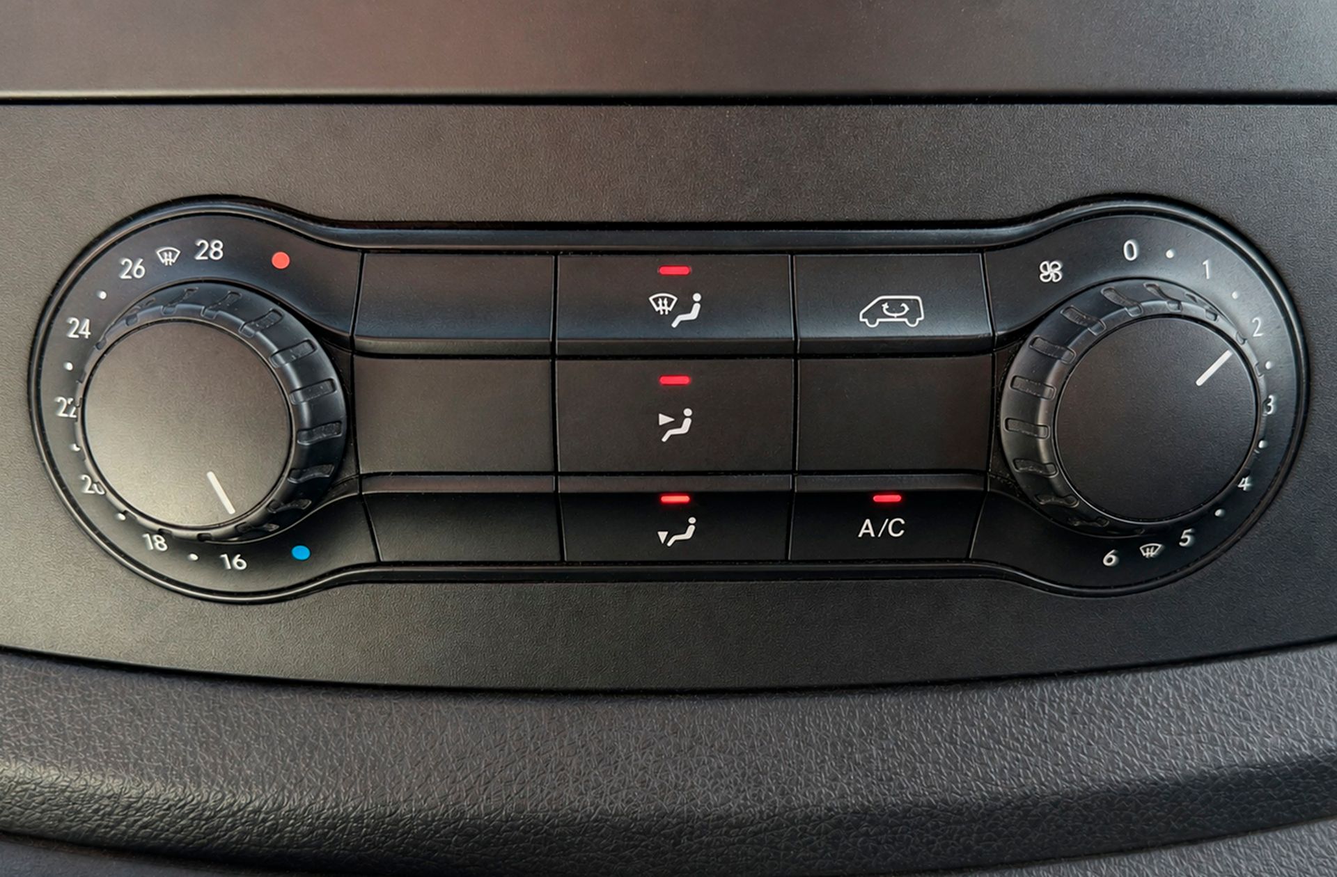 Mercedes-Benz Vito Furgon 110 CDI Base Larga - foto 22