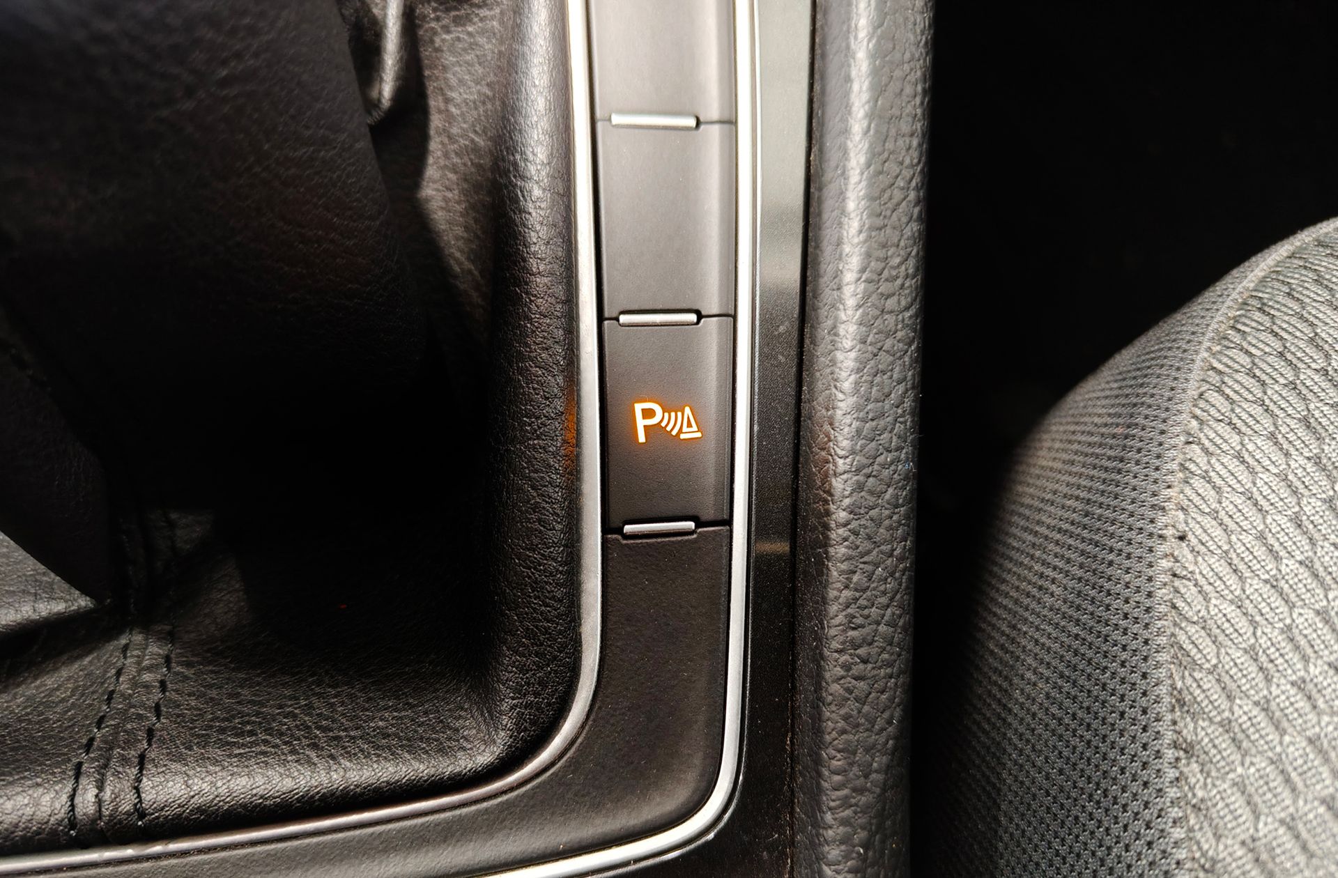 Volkswagen Golf Advance 1.4 TSI - foto 9