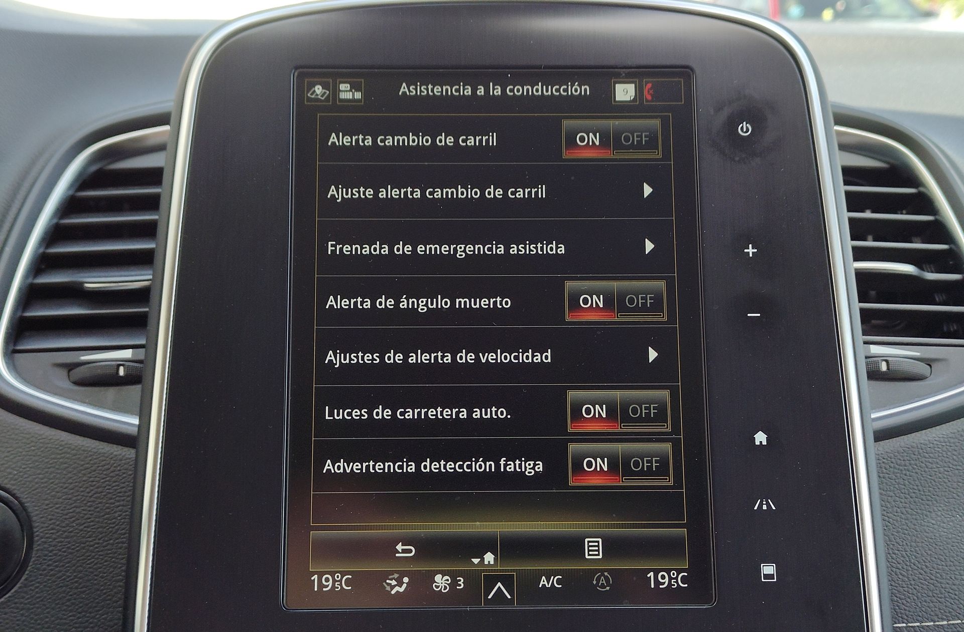 Renault Scénic Zen TCe GPF EDC - foto 11