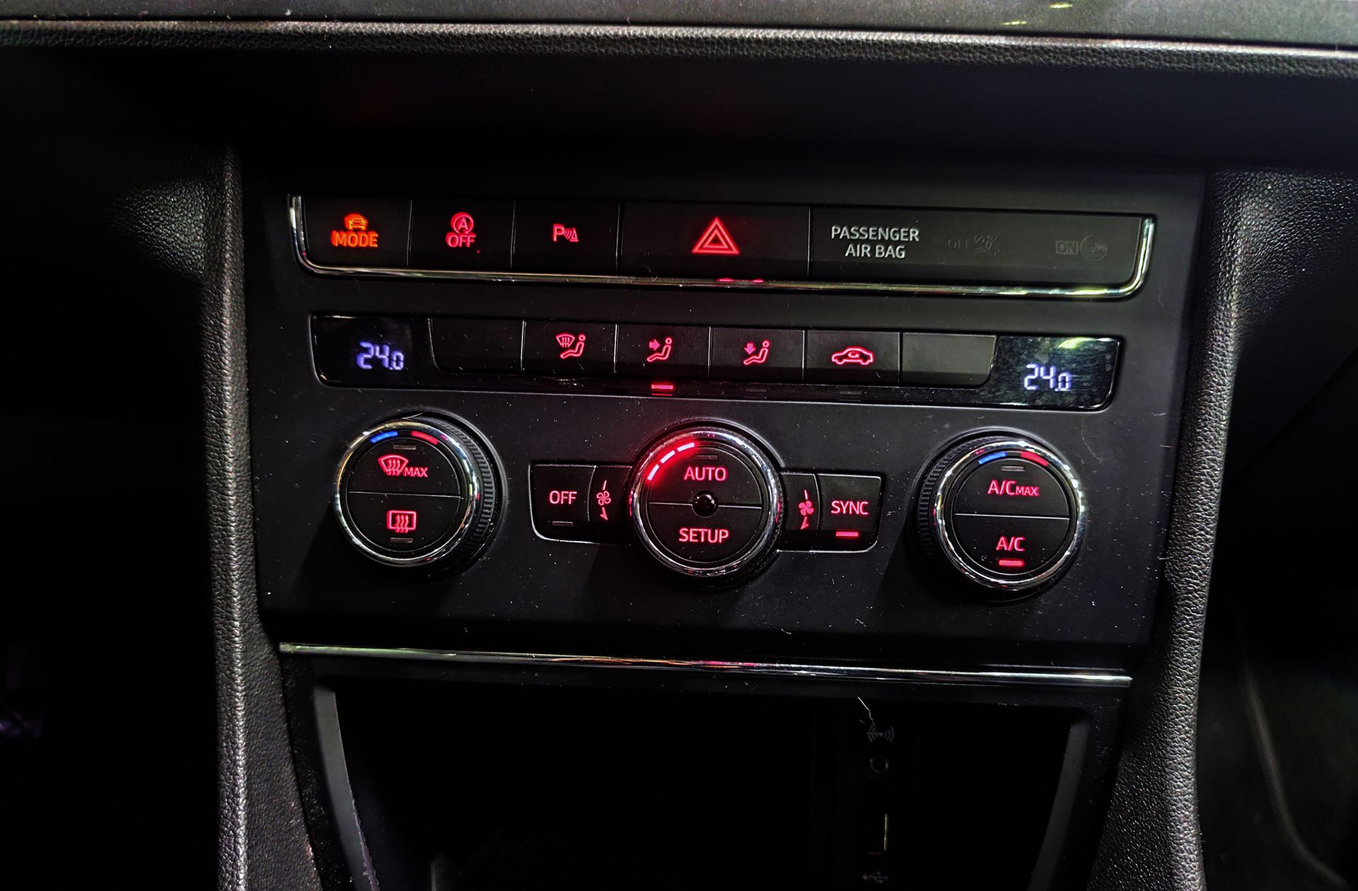 SEAT León ST 2.0 TDI FR - foto 28