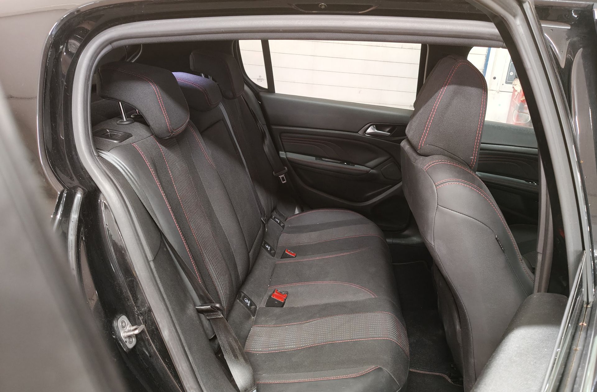 Peugeot 308 PureTech 130 GT Line - foto 16