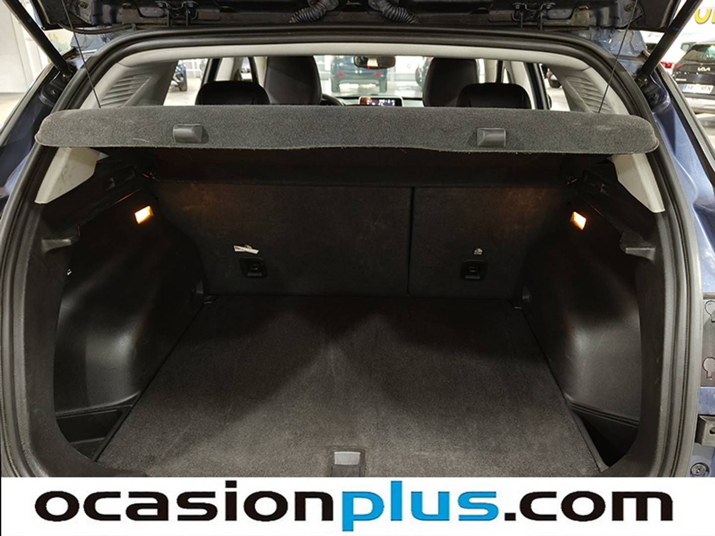 Foto Jeep Compass Jeep Compass 1.3 Gse Night Eagle FWD MT (130 CV)