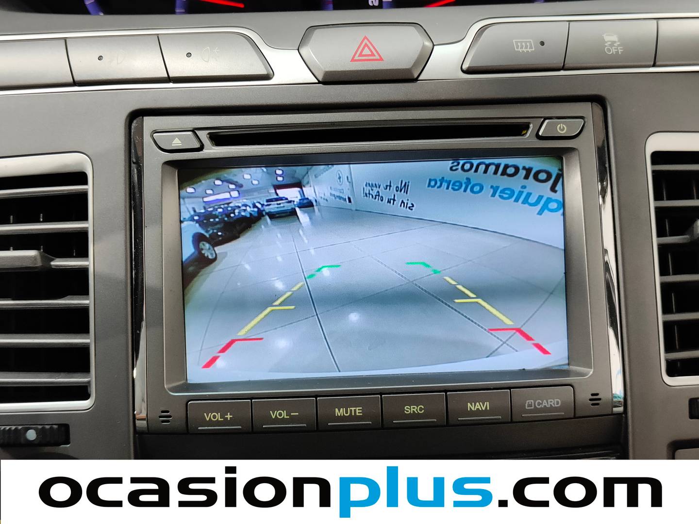Equipamiento del SsangYong Rodius SsangYong Rodius D22T Premium (178 CV) 7 Plazas