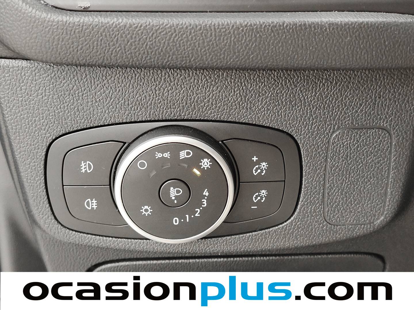 Equipamiento del Ford Focus Ford Focus SportBreak 1.5 Ecoblue Trend+ (120 CV)