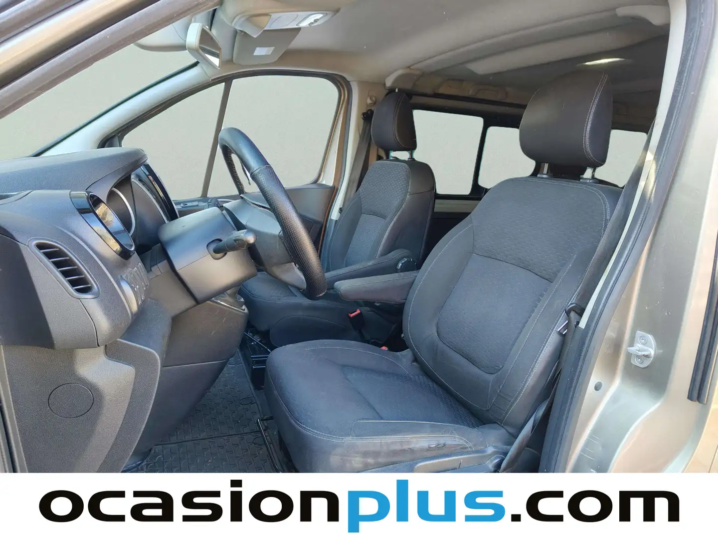 Foto Opel Vivaro Opel Vivaro 1.6 CDTI Biturbo S&S 27 L1 Plus (125 CV) 8 Plazas