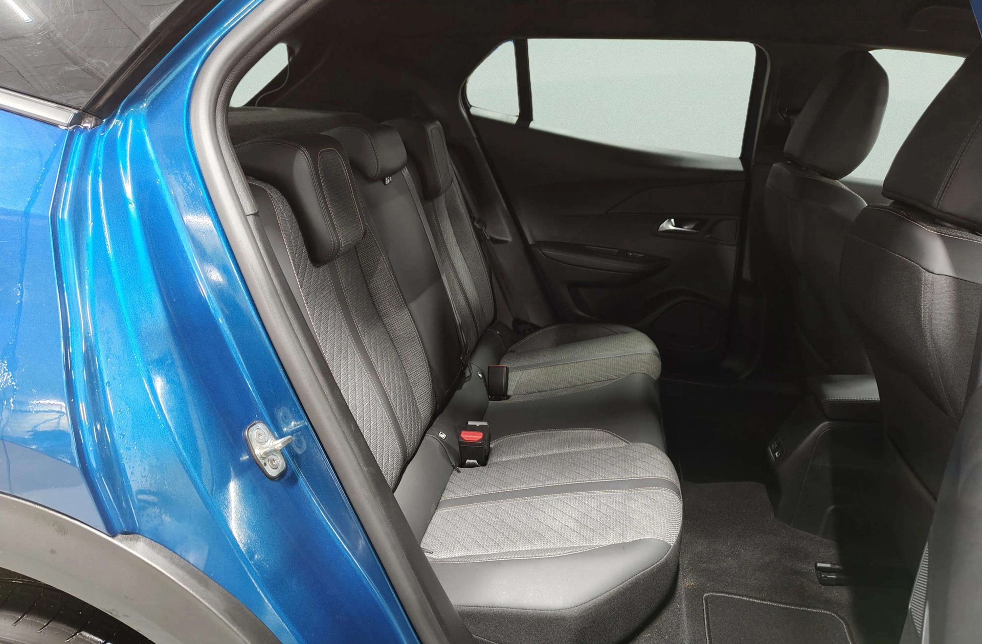 Peugeot 2008 PureTech 100 Allure - foto 17
