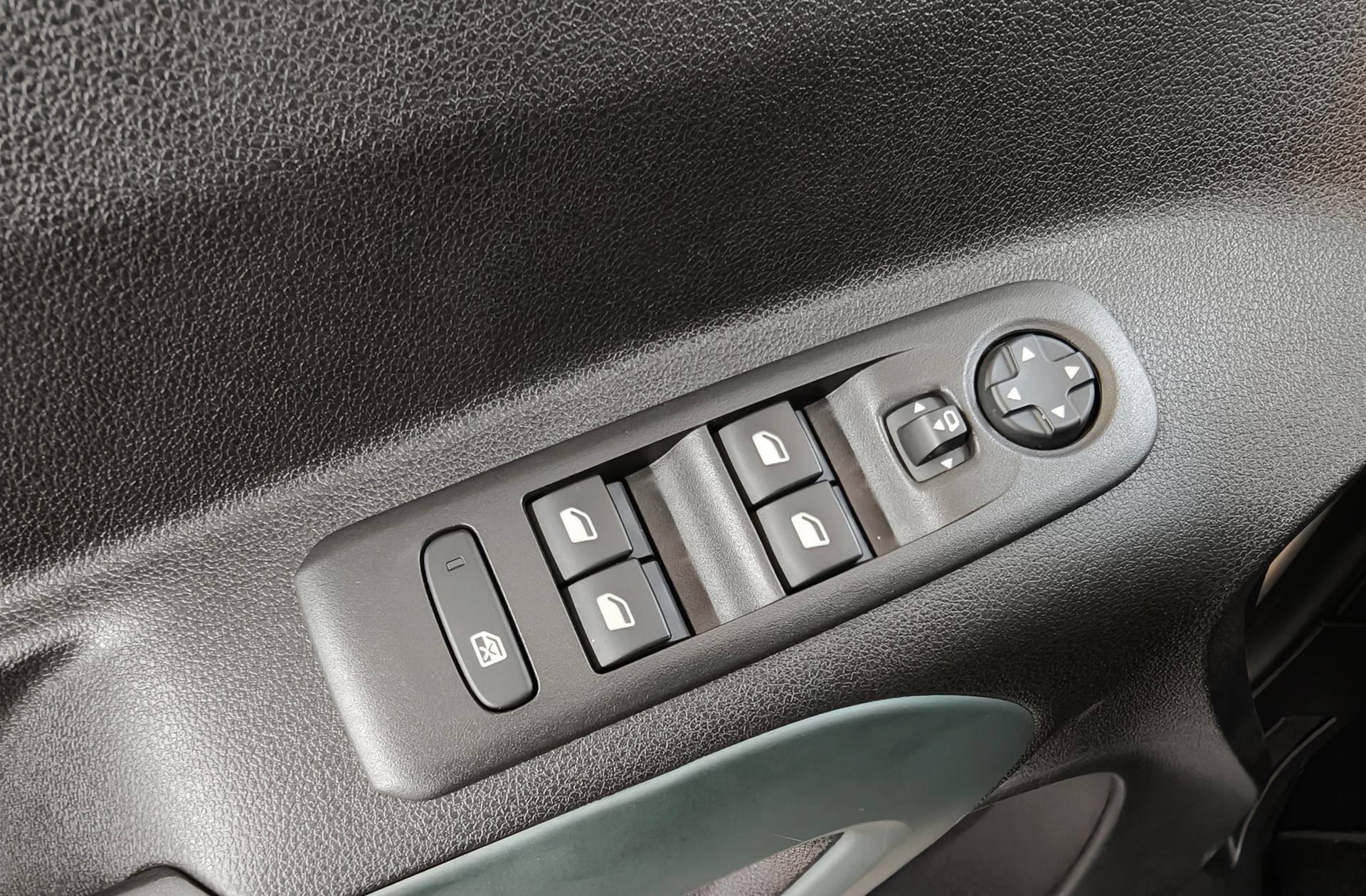 Citroën Berlingo BlueHDi 100 Talla M Shine Pack XTR - foto 26