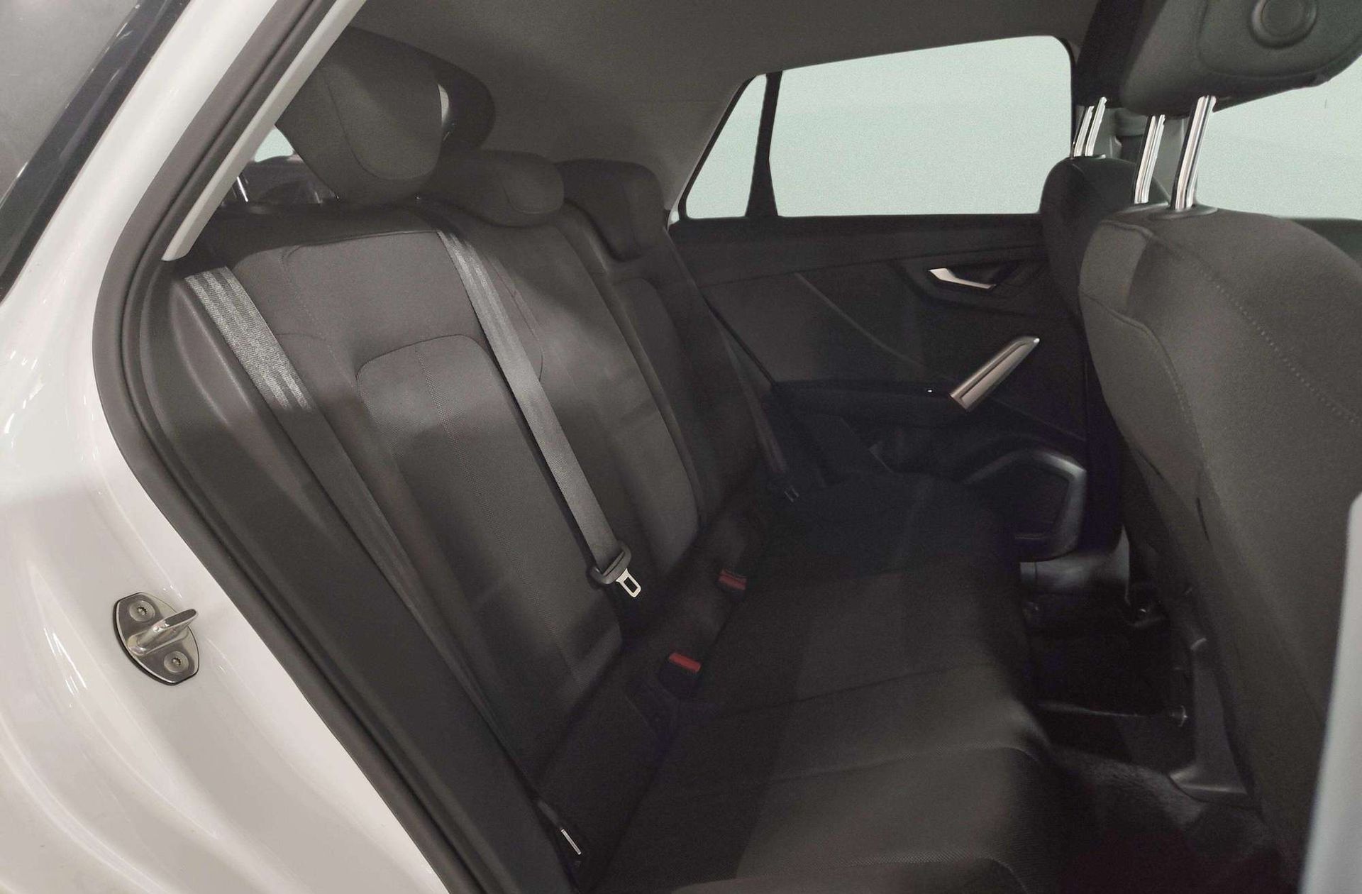 Audi Q2 Advanced 30 TFSI - foto 18