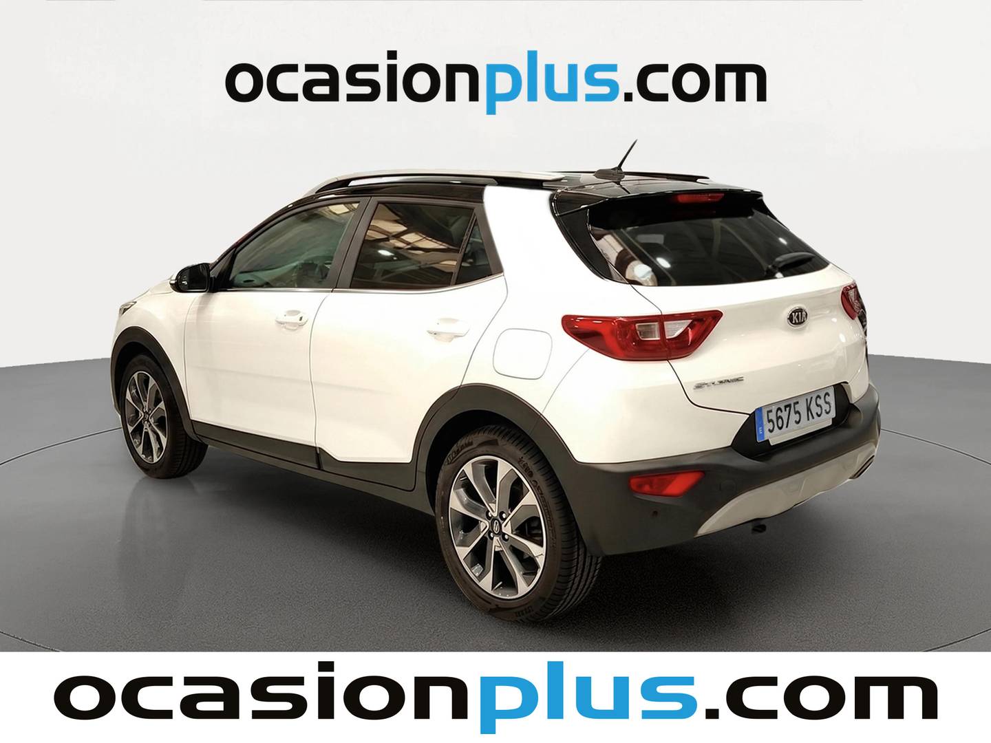 Foto trasera KIA Stonic KIA Stonic 1.6 CRDi VGT Drive (115 CV) izquierda